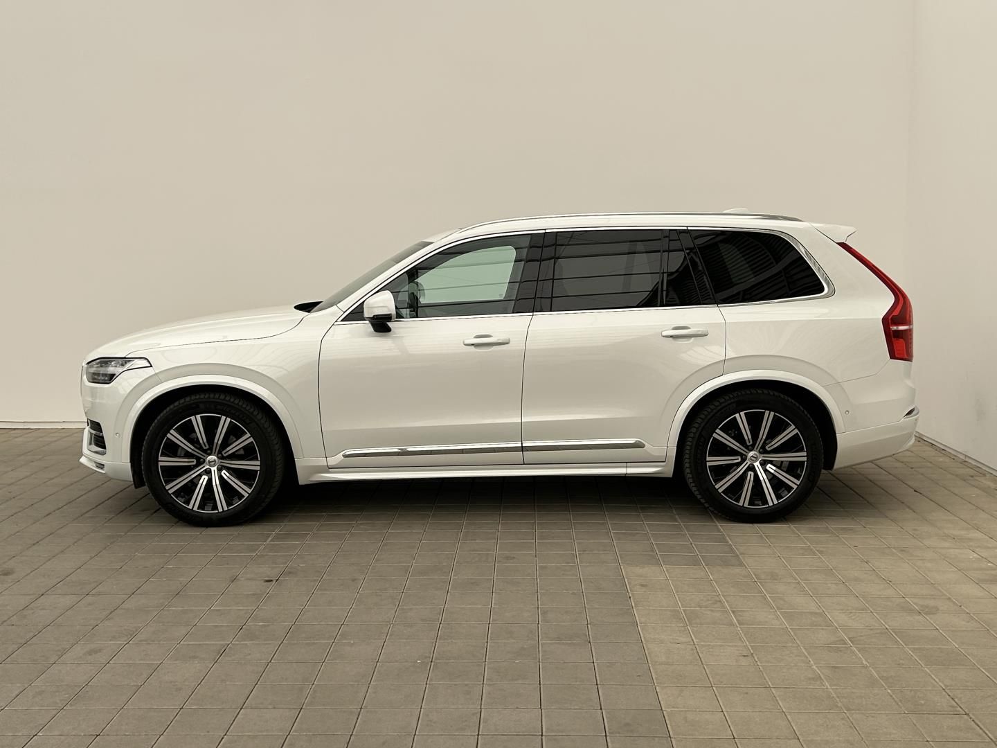 Volvo XC90, 2.0B5 173kW 4x4  ULTIMATE - fotka 3