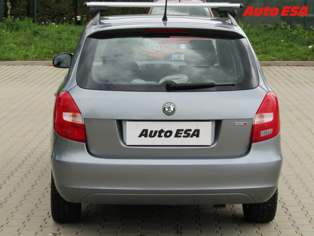 Škoda Fabia, 1.6 TDi,AC - fotka 5
