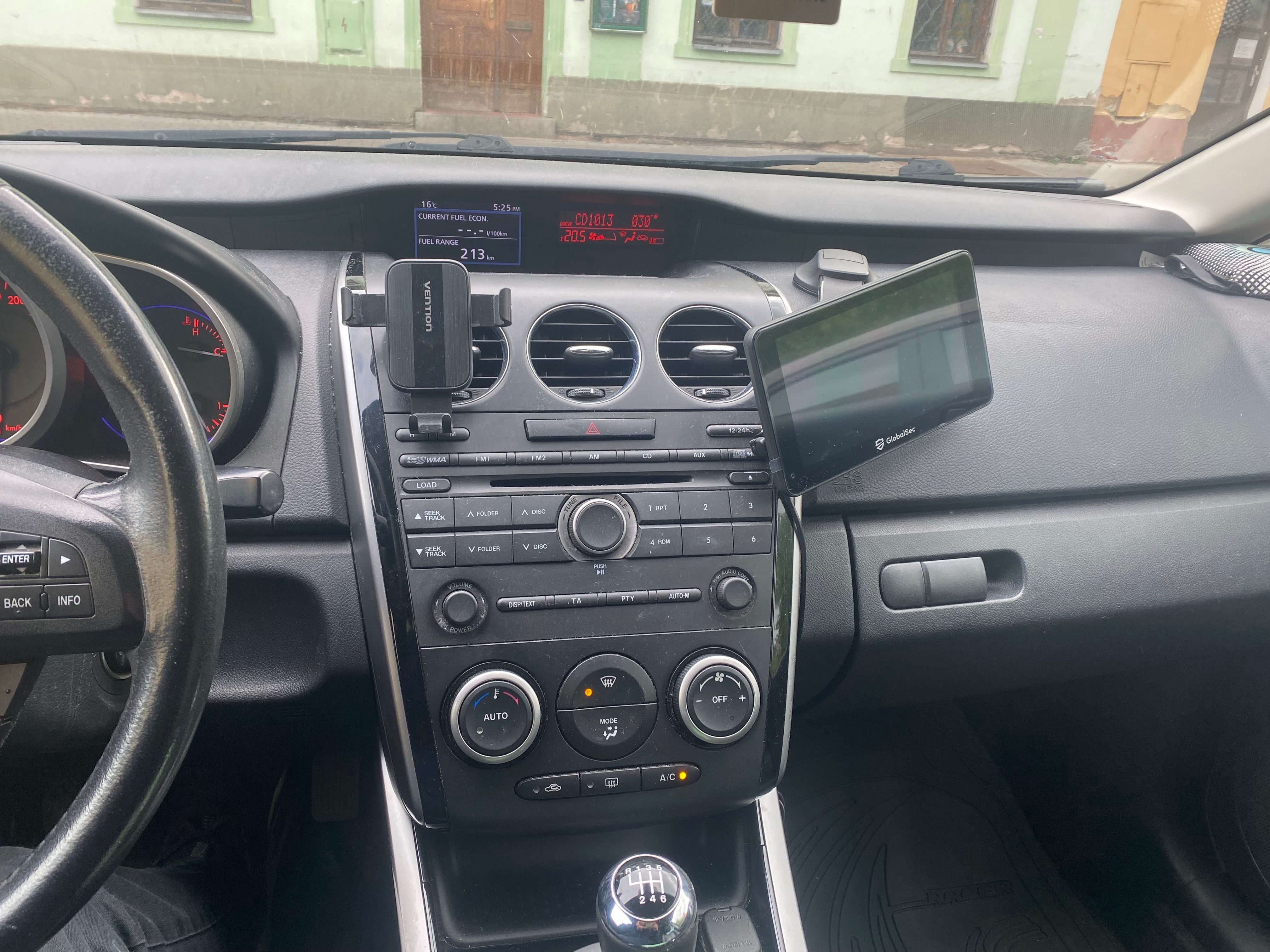 Mazda CX-7 - fotka 3