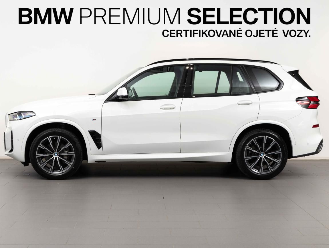 BMW X5, xDrive40i - fotka 3