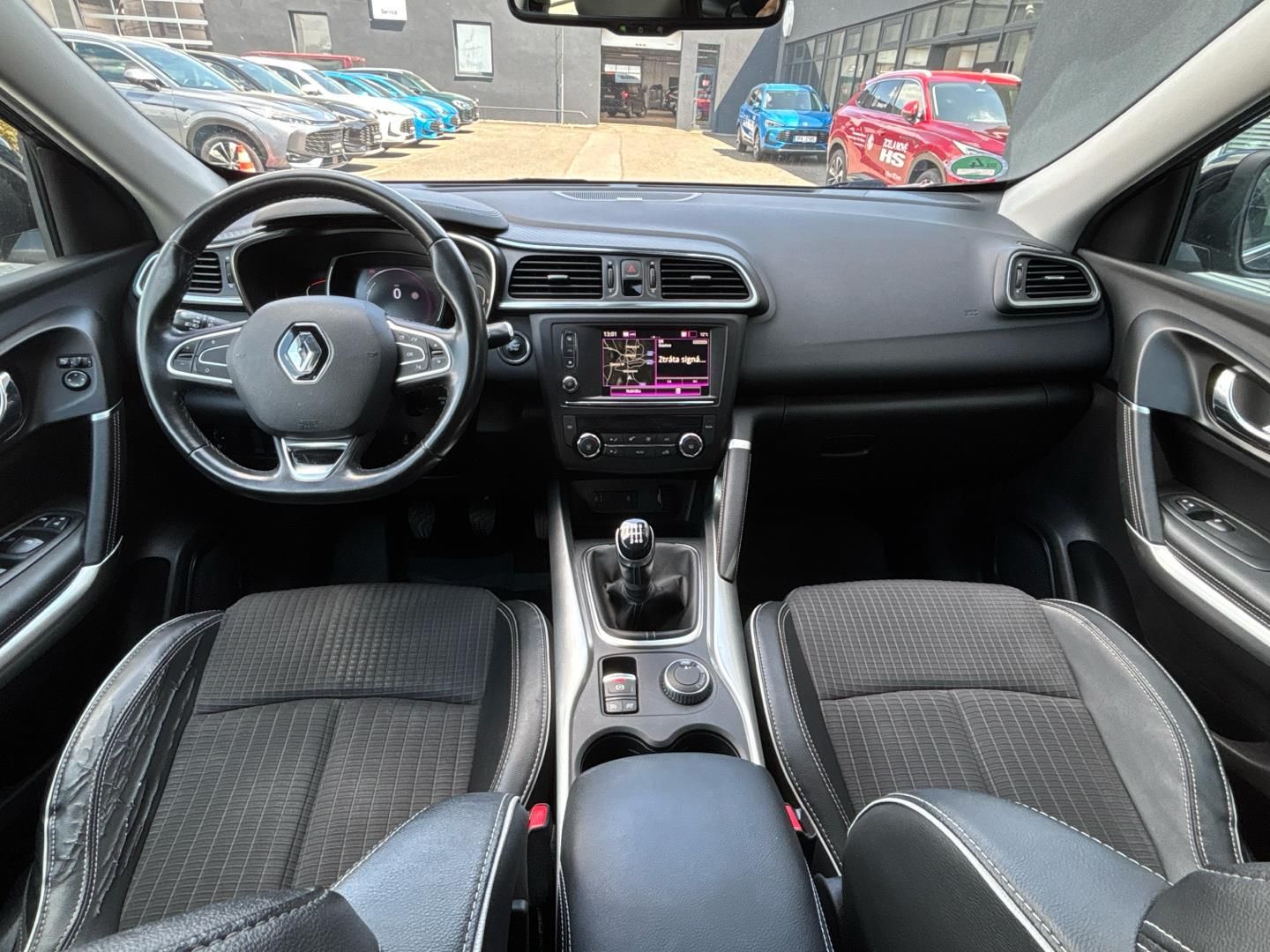 Renault Kadjar, 1.6 dCi / 96 kW Bose 4x4 - fotka 5