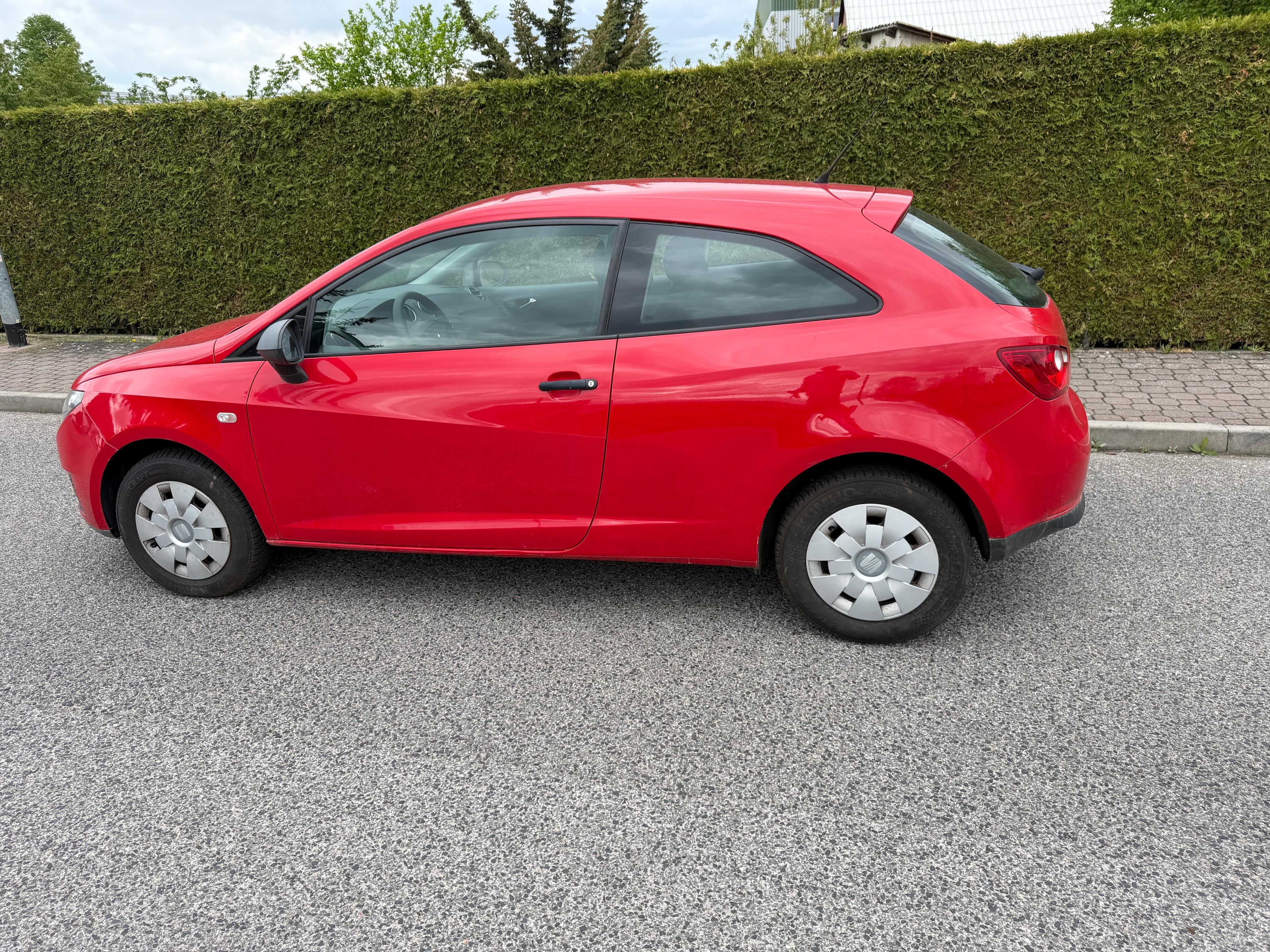 Seat Ibiza, 1,2i / 12V serviska , 1 Majite - fotka 2
