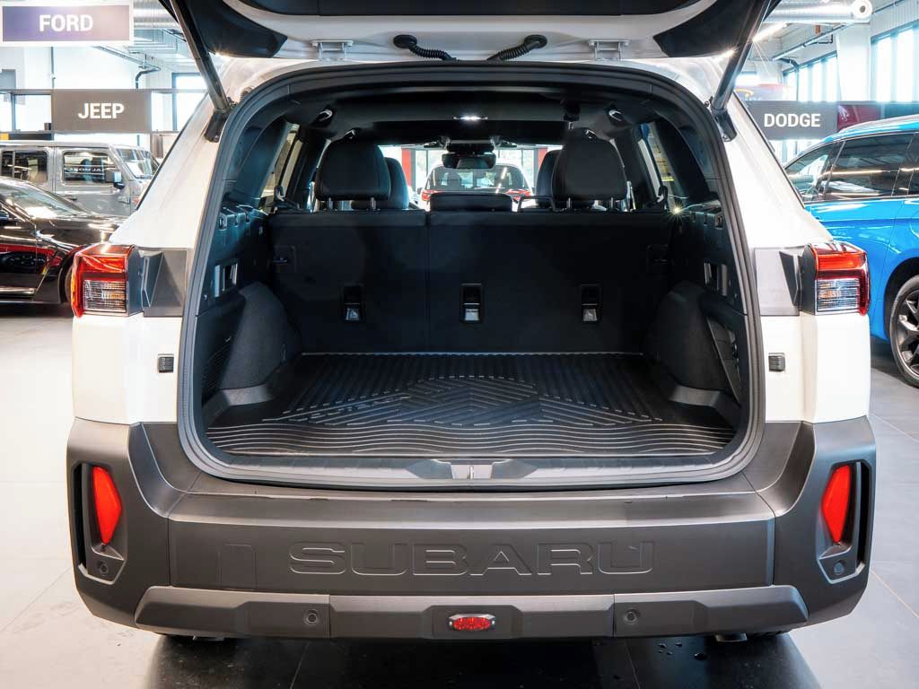 Subaru Outback, 2.4 Limited XT 260HP-AWD 2026 - fotka 5