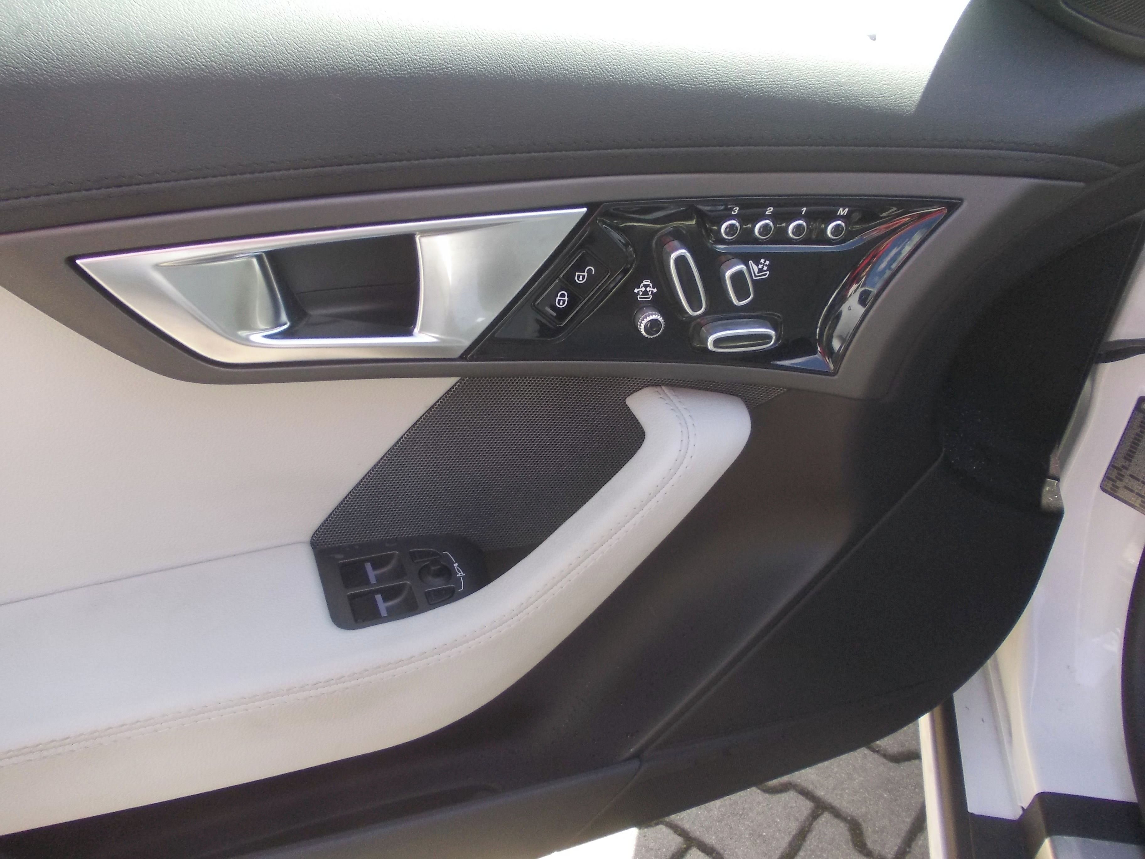 Jaguar F-Type, 3.0 V6 280KW - fotka 6