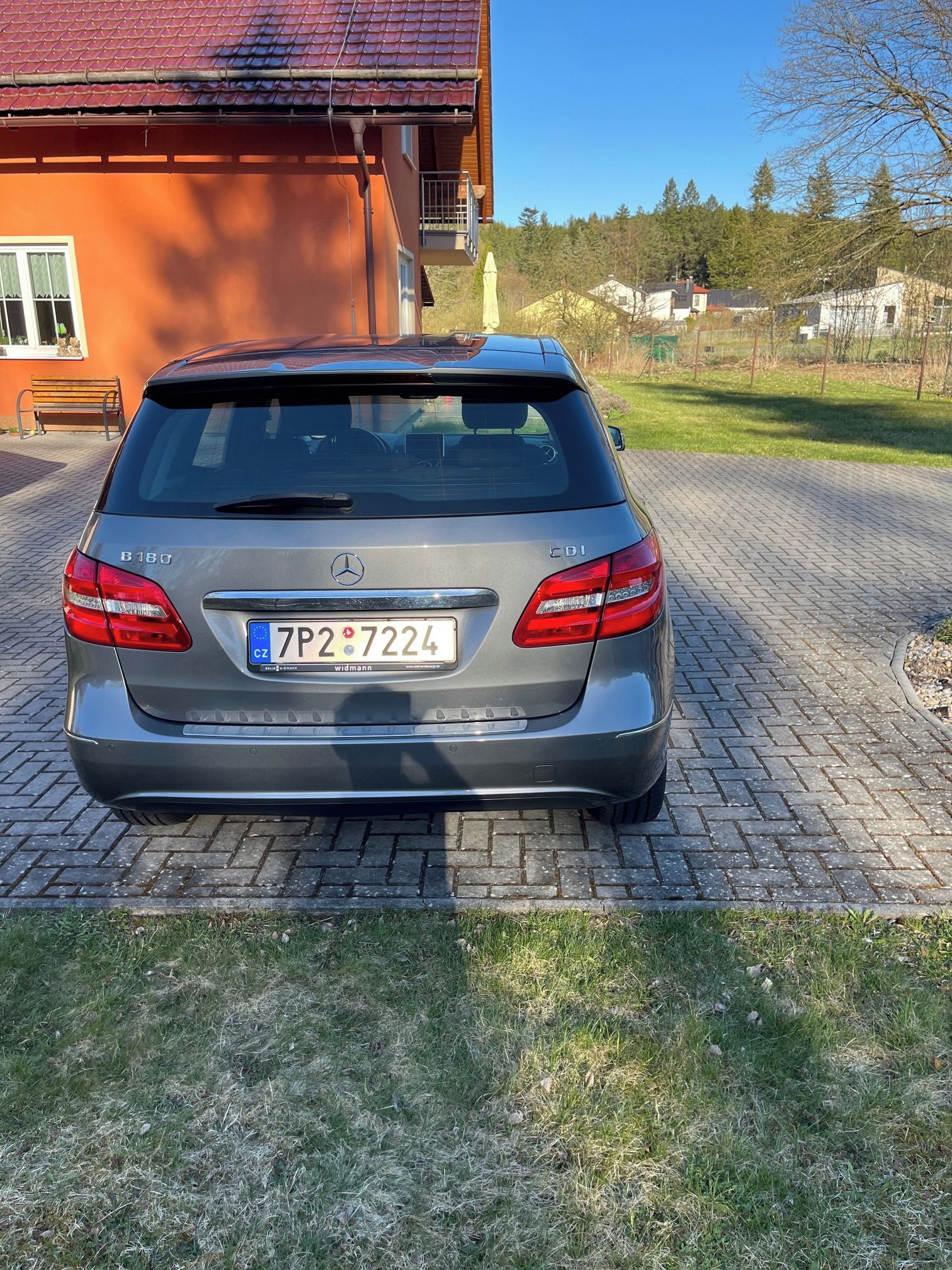 Mercedes-Benz Třídy B, Mercedes B 180 CDI 1,8 - fotka 3