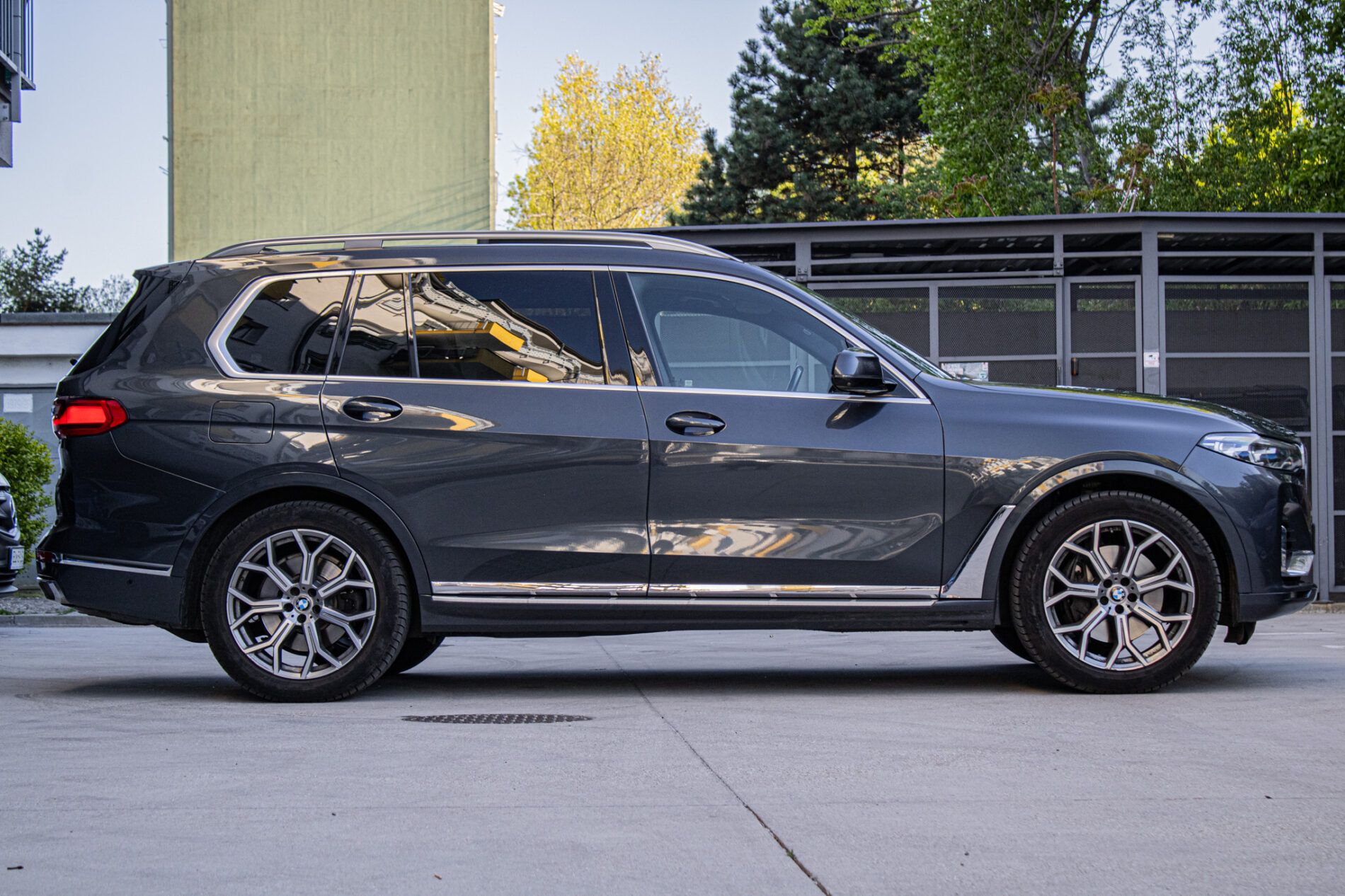 BMW X7 - fotka 4