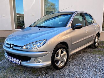 1.4i 55kW, klima, nová STK