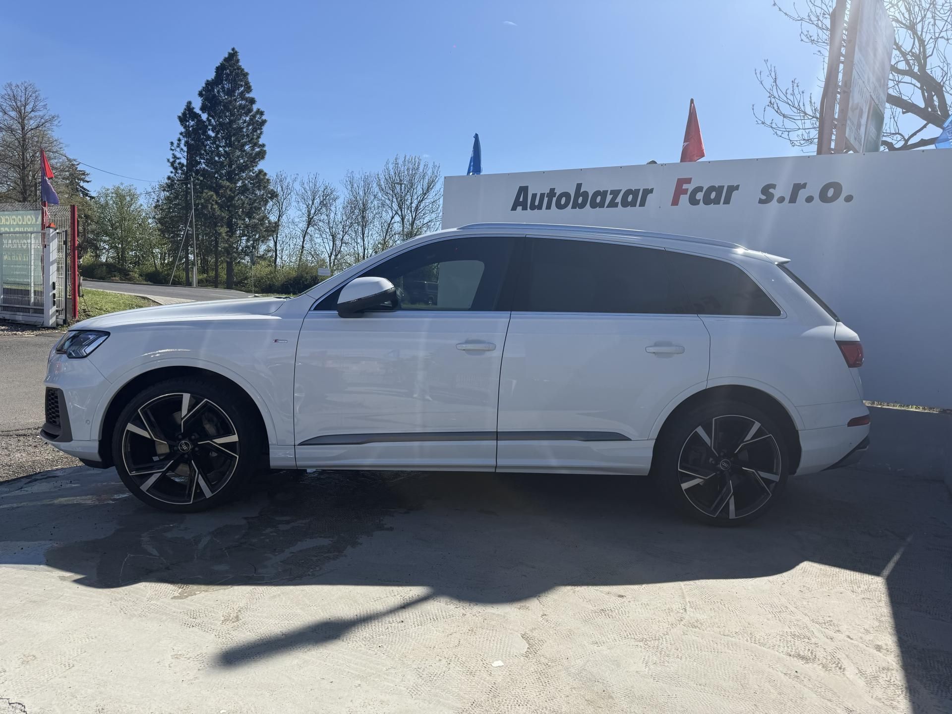 Audi Q7, 3.0 55TFSI, 250kW ČR - fotka 4