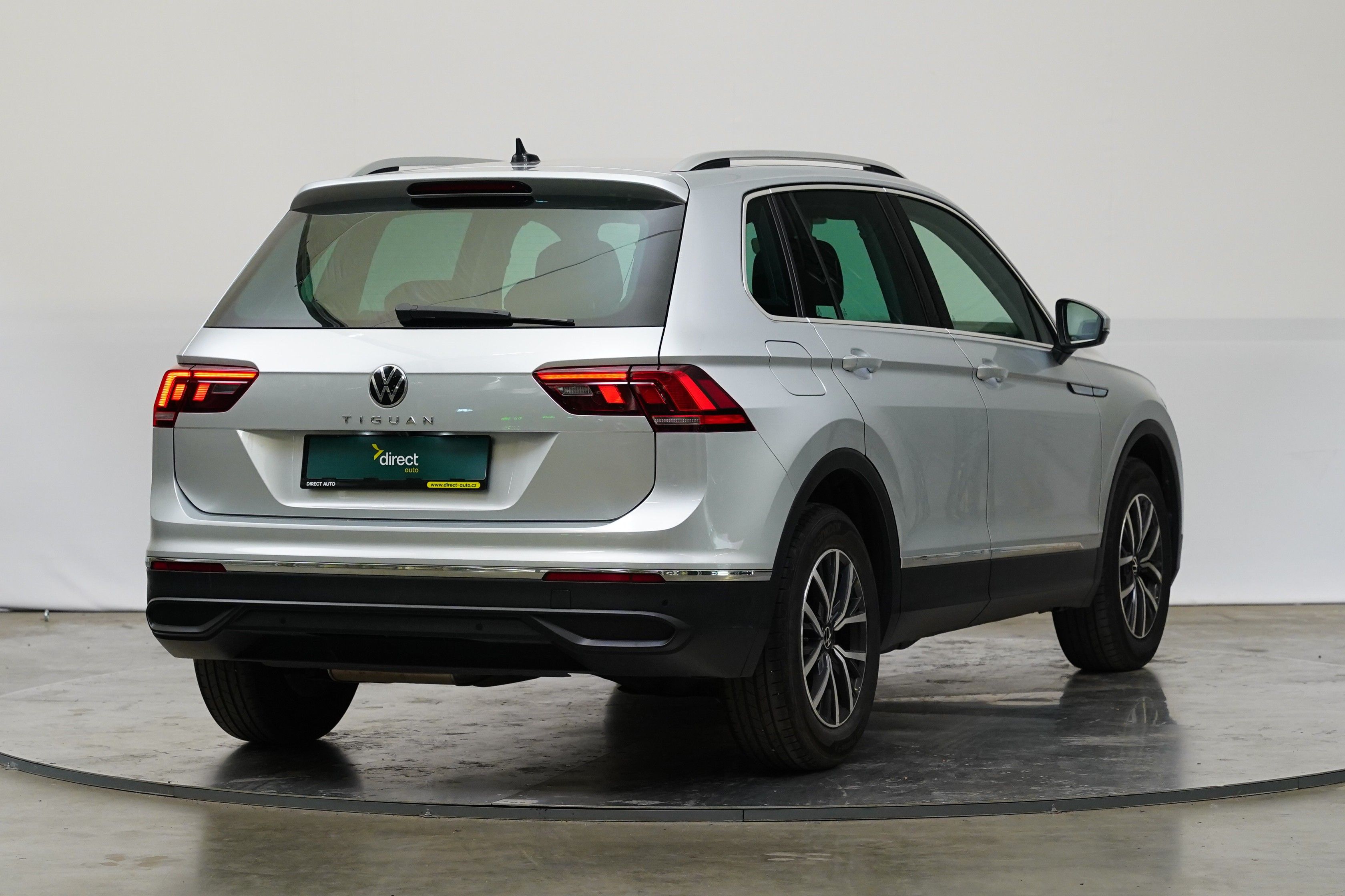Volkswagen Tiguan, 2.0 TDI 110 kW Life - fotka 2