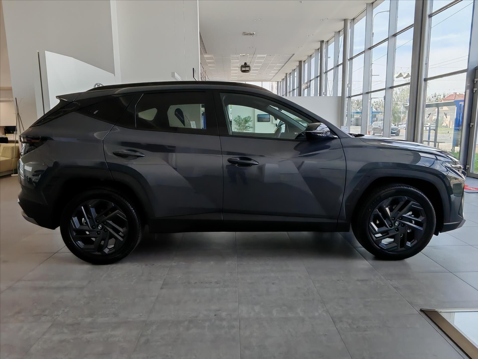 Hyundai Tucson, 1,6 T-GDi  GO Czech Plus! DCT - fotka 5