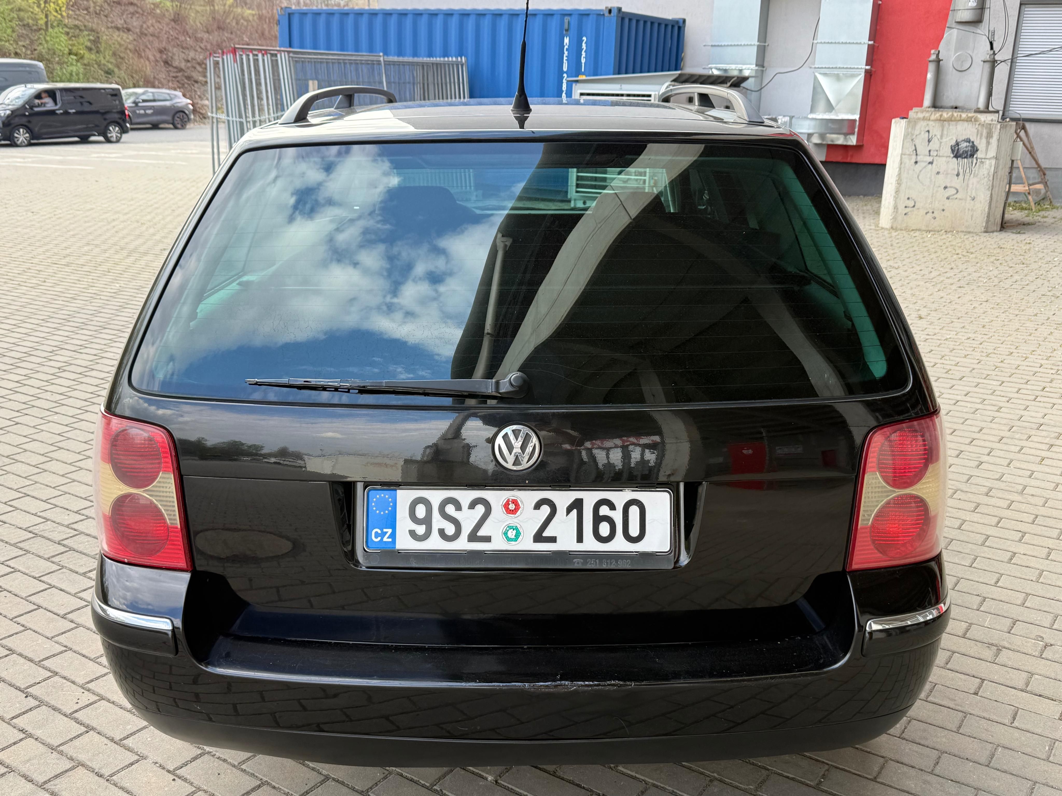 Volkswagen Passat Variant, 2.0i, 85kw Nová STK - fotka 4