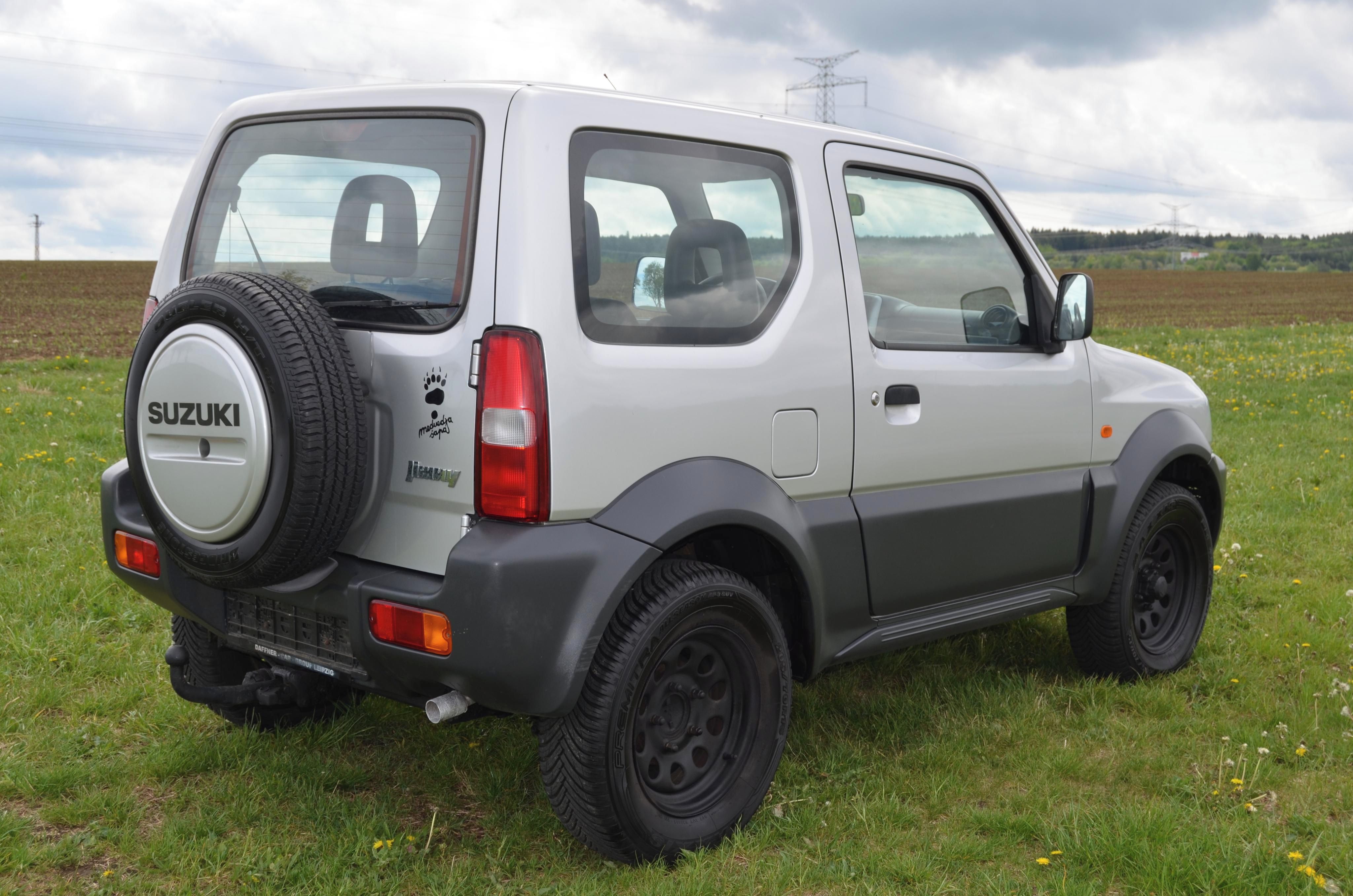 Suzuki Jimny - fotka 6