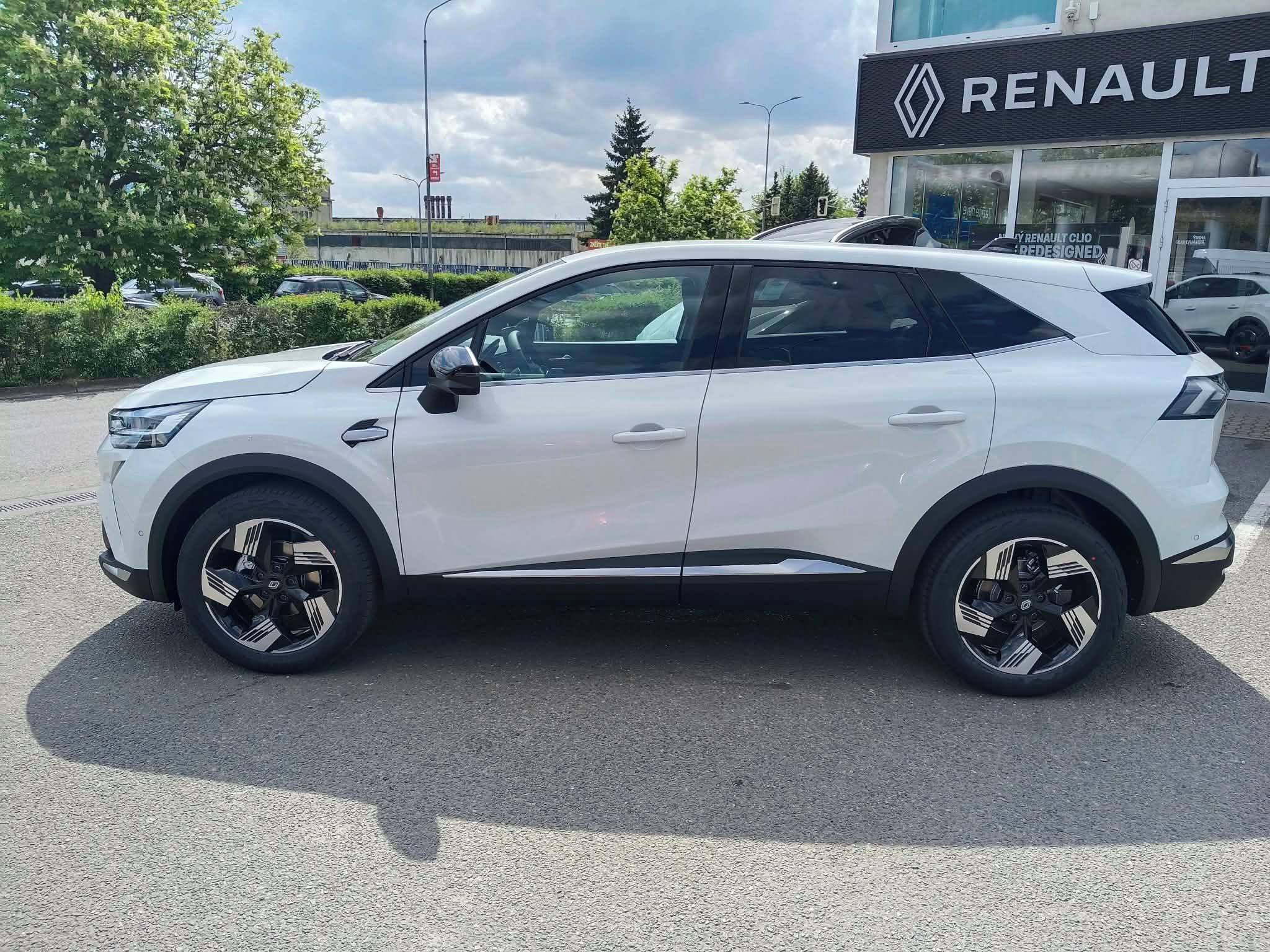 Renault Symbioz, techno mild hybrid 140 EDC - fotka 6