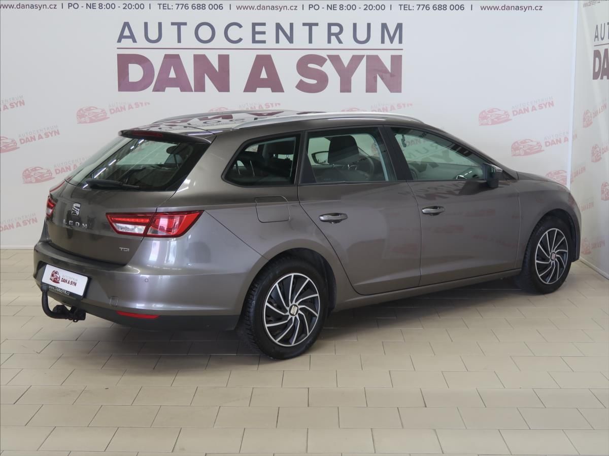 Seat Leon, 2,0 TDI 110KW DSG STYLANCE - fotka 4