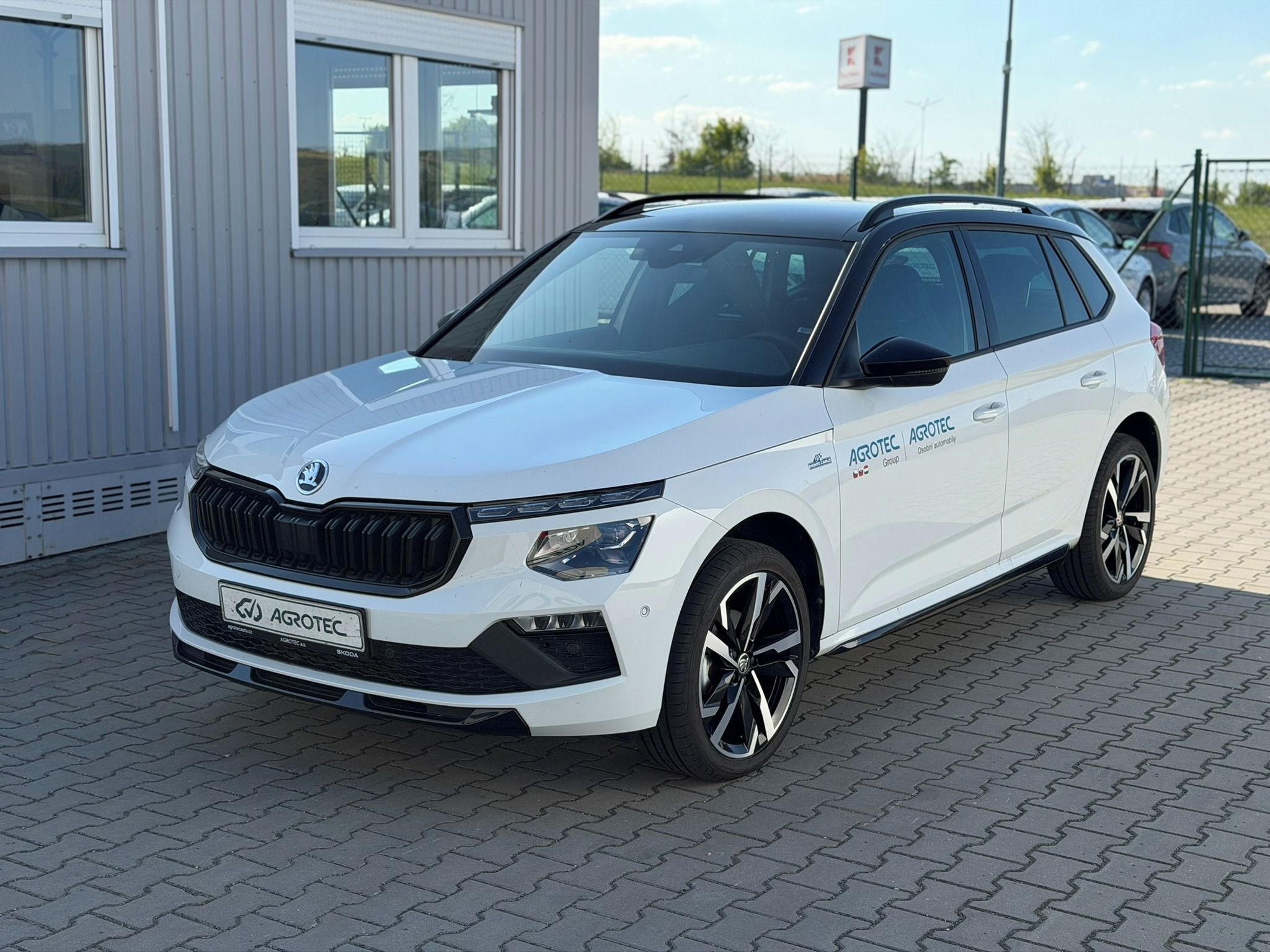 Škoda Kamiq, 1.5 TSI 110kW Monte Carlo DSG - fotka 3