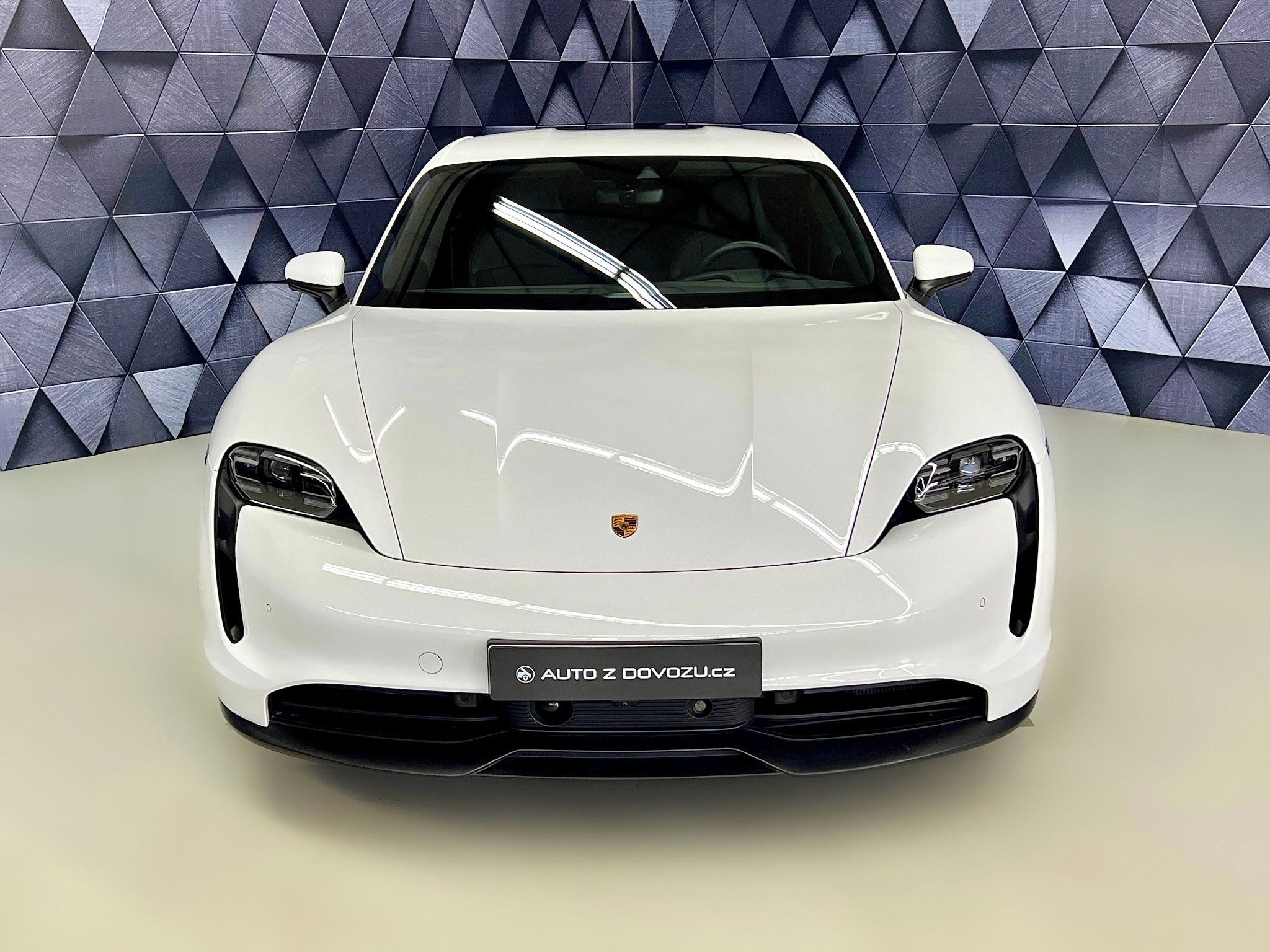 Porsche Taycan, 4S PERFORMANCE, VZDUCH, BOSE - fotka 2
