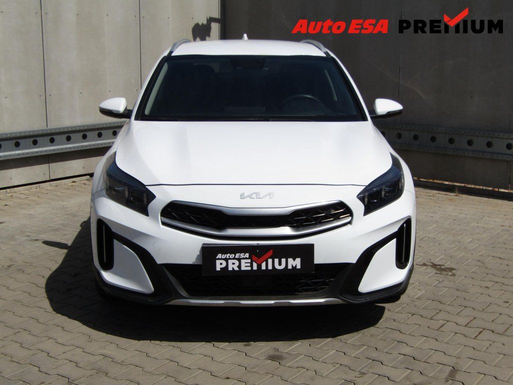 Kia XCee´d, 1.5 TGDi,1.maj,ČR,Edition - fotka 2