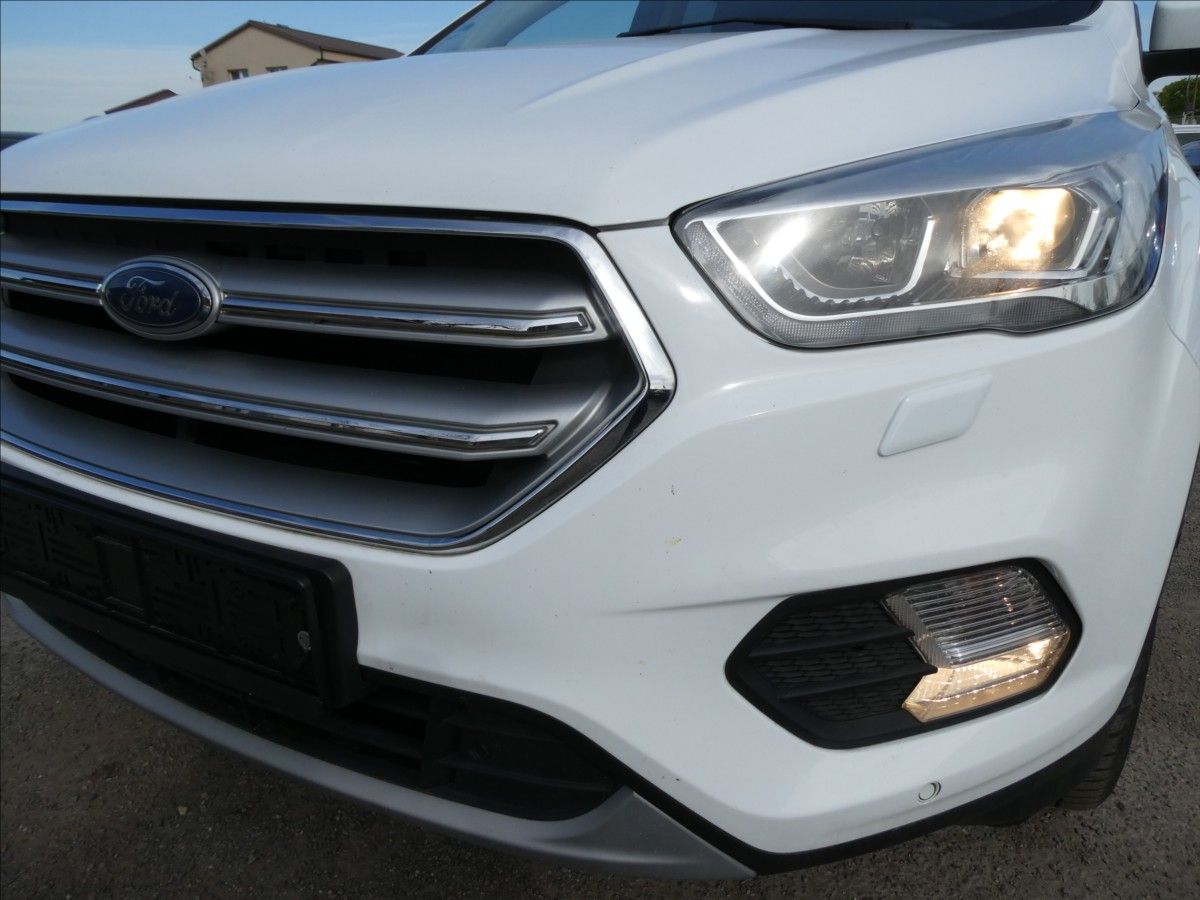 Ford Kuga, 2,0 TDCi 110kW Panorama,naviga - fotka 5