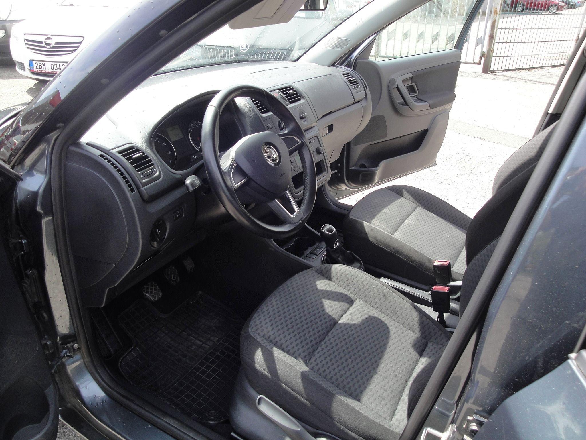 Škoda Fabia, 1.2,TSi,63kw,klima - fotka 6
