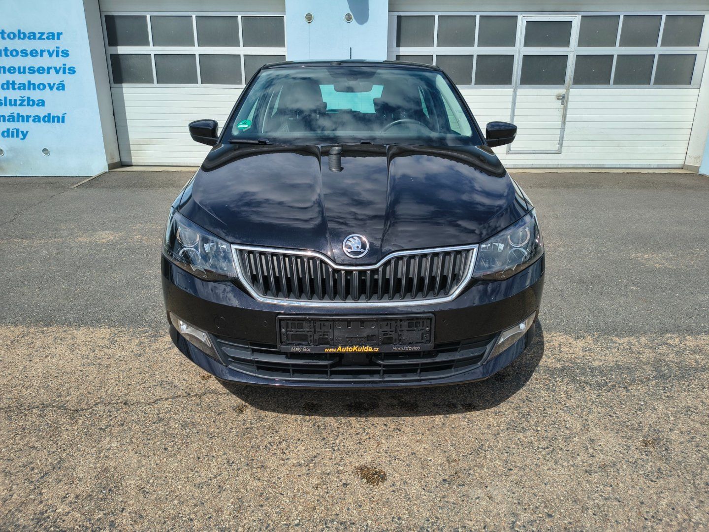 Škoda Fabia, 1,0l 55kW,vyhř.sed., aut.klima - fotka 2