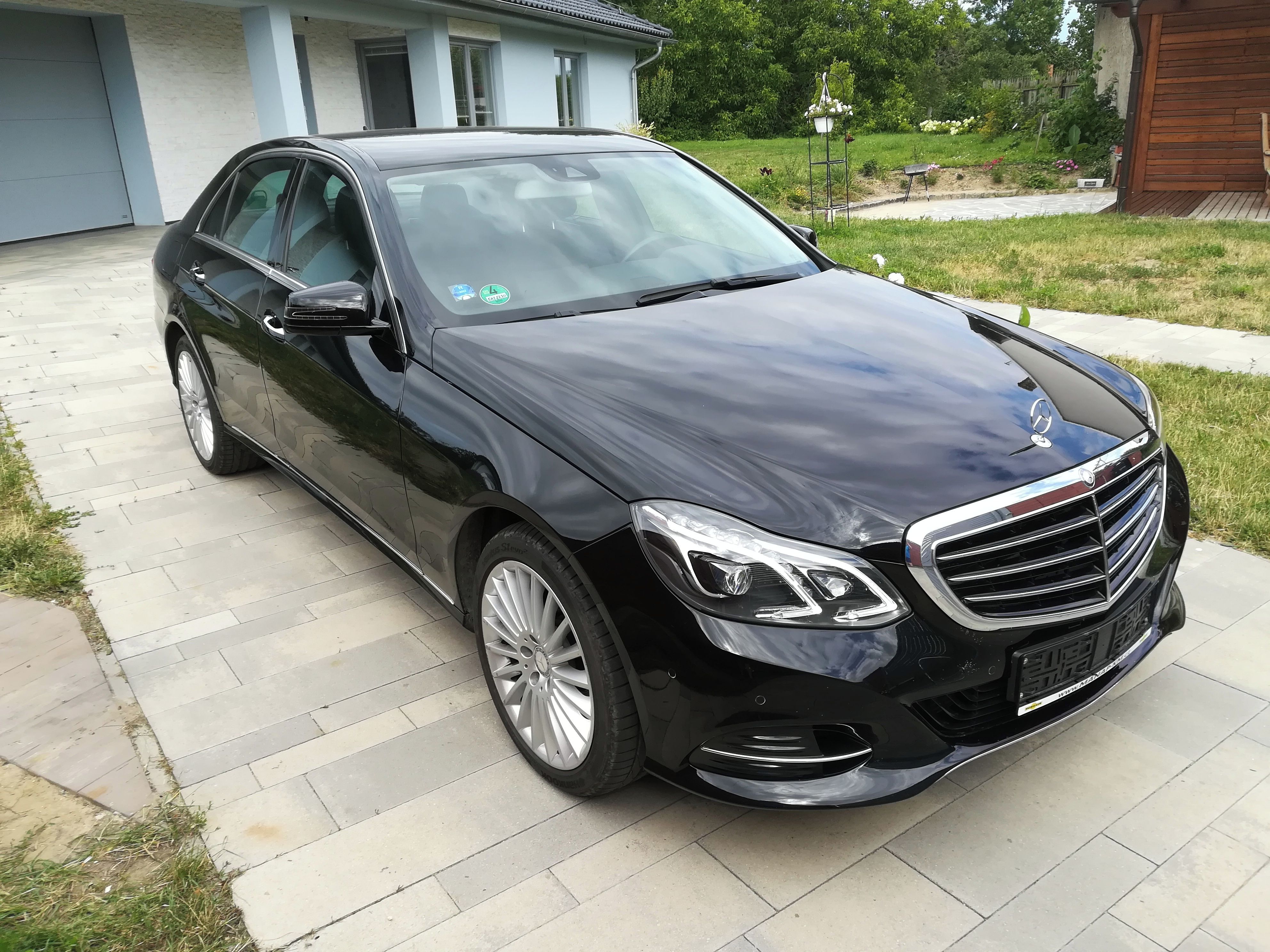 Mercedes-Benz Třídy E, 350 CDI 4MATIK - fotka 2