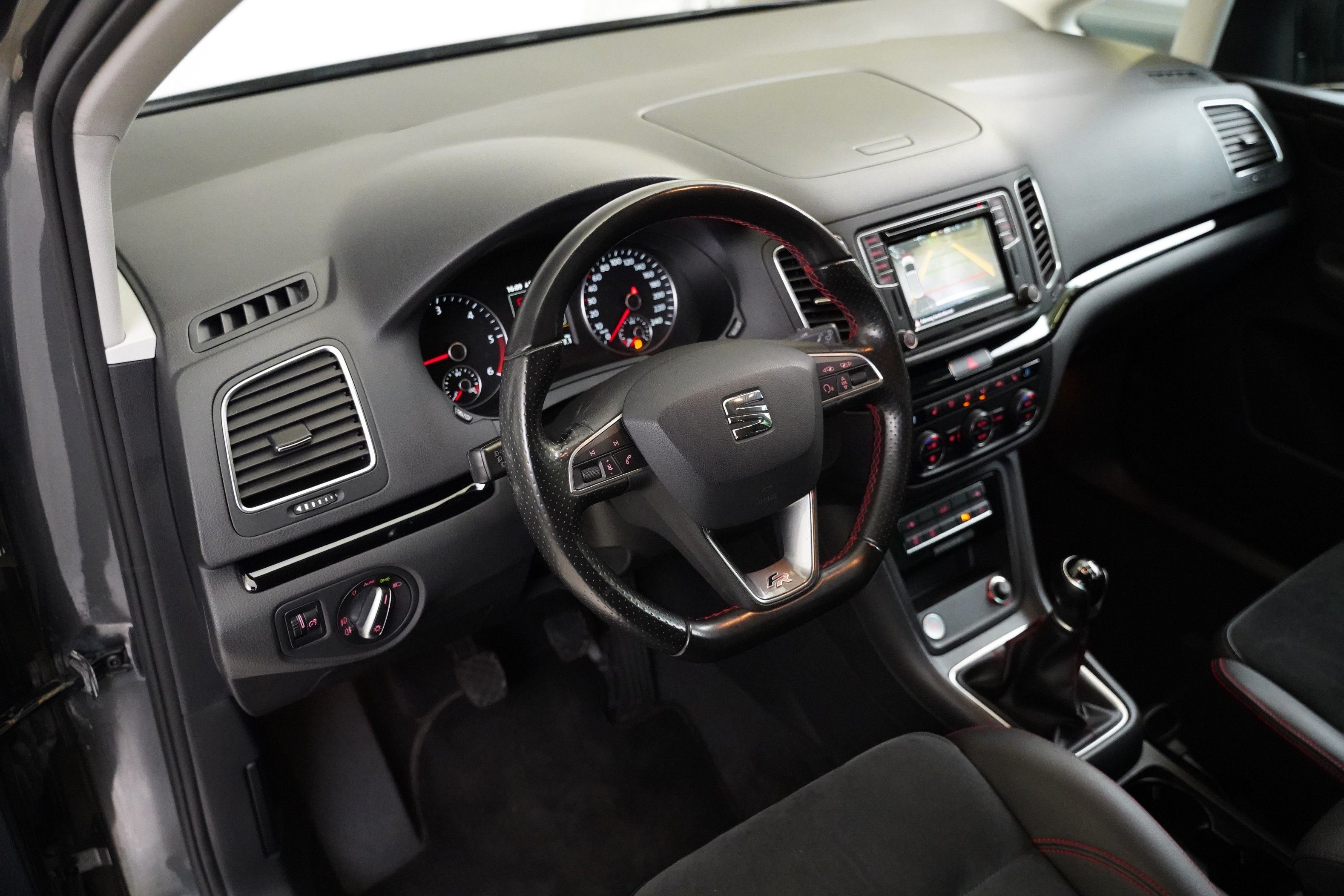 Seat Alhambra, 2.0 TDI 135 kW FR - fotka 4