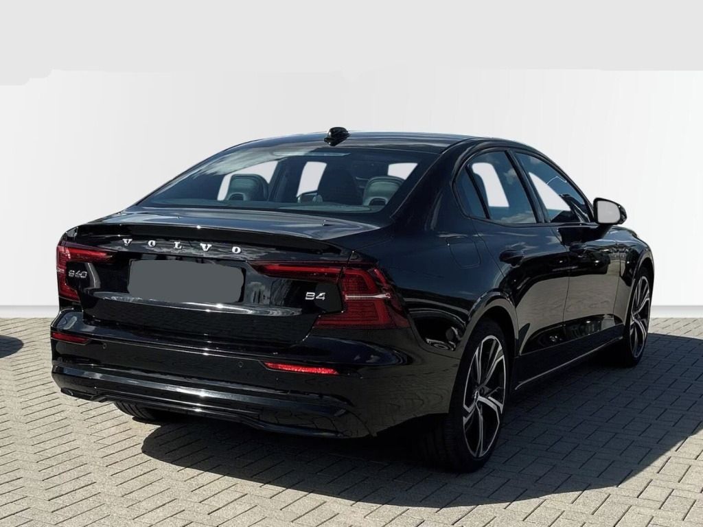 Volvo S60, B4 2.0 Benzin Plus Dark*Kamera - fotka 2
