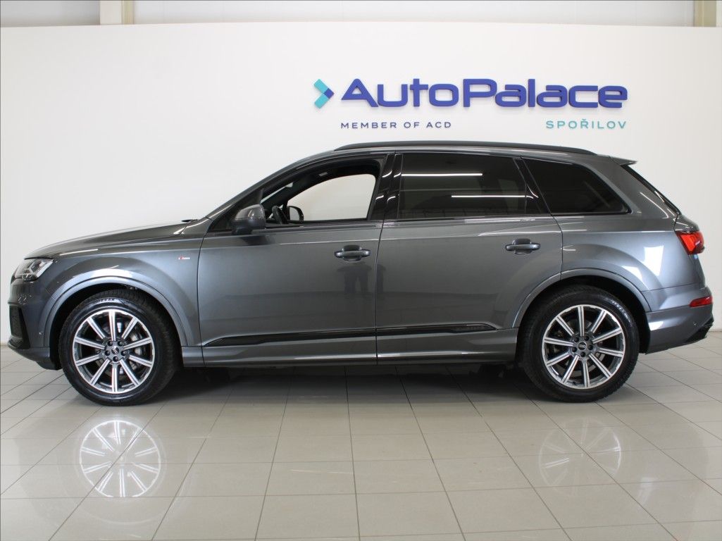 Audi Q7, 3,0 50TDi S-Line 63tkm. ČR - fotka 5