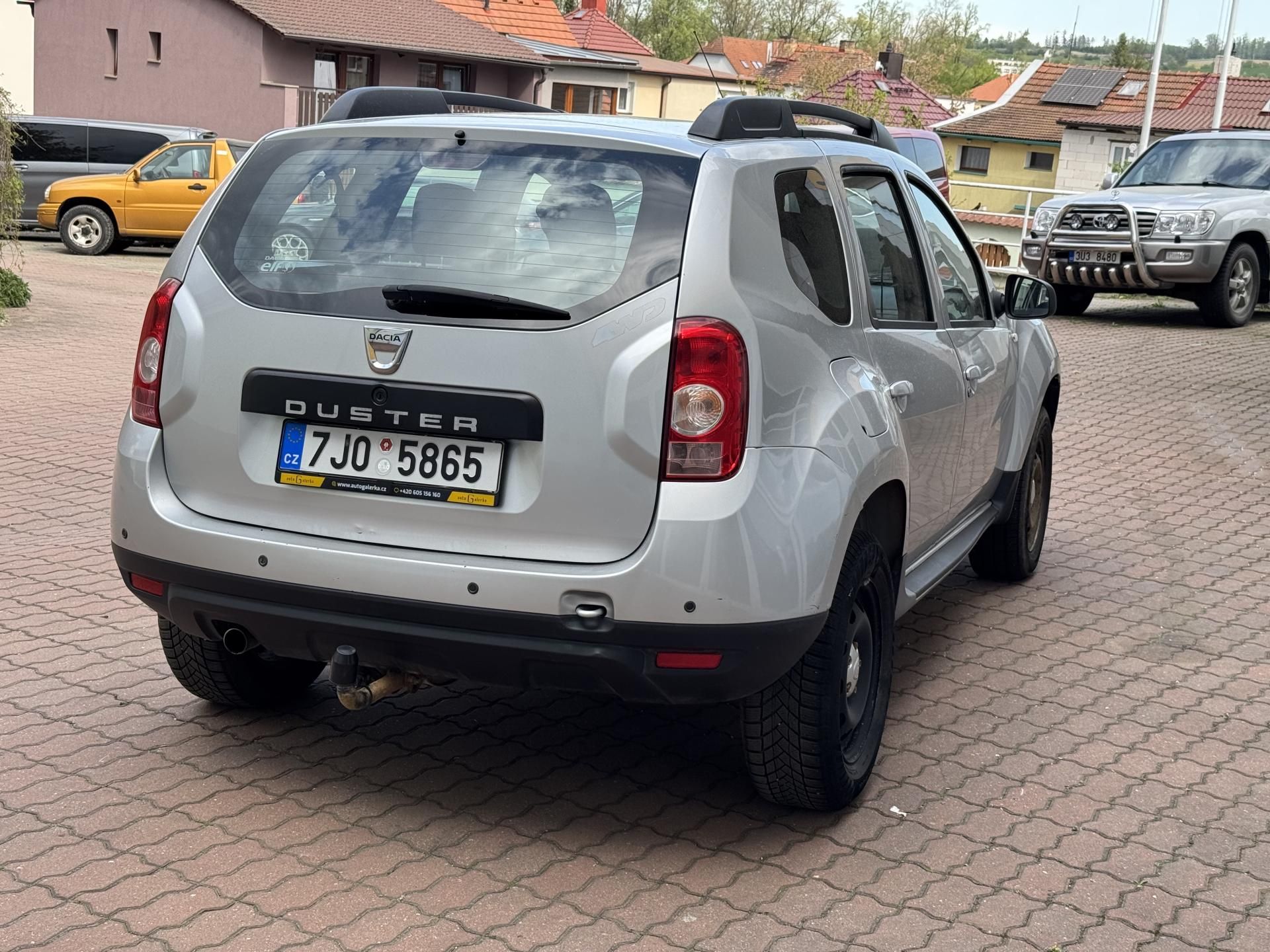 Dacia Duster, 1.6i 77kW 4x4 - fotka 5
