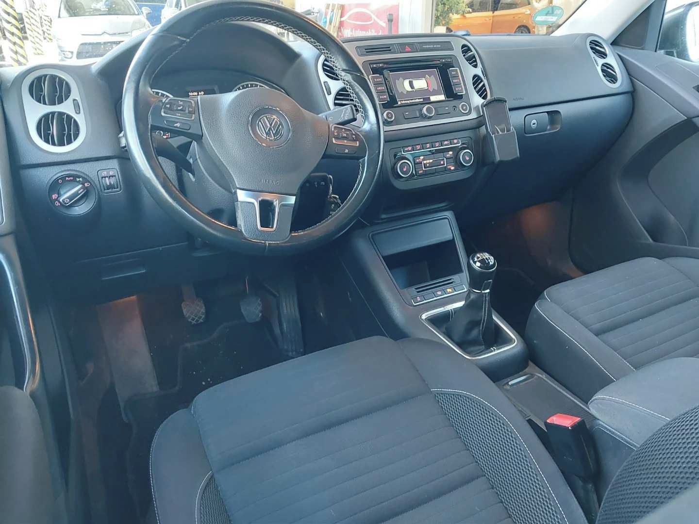 Volkswagen Tiguan, 2.0 Tdi 103 KW PĚKNÁ VÝBAVA - fotka 2