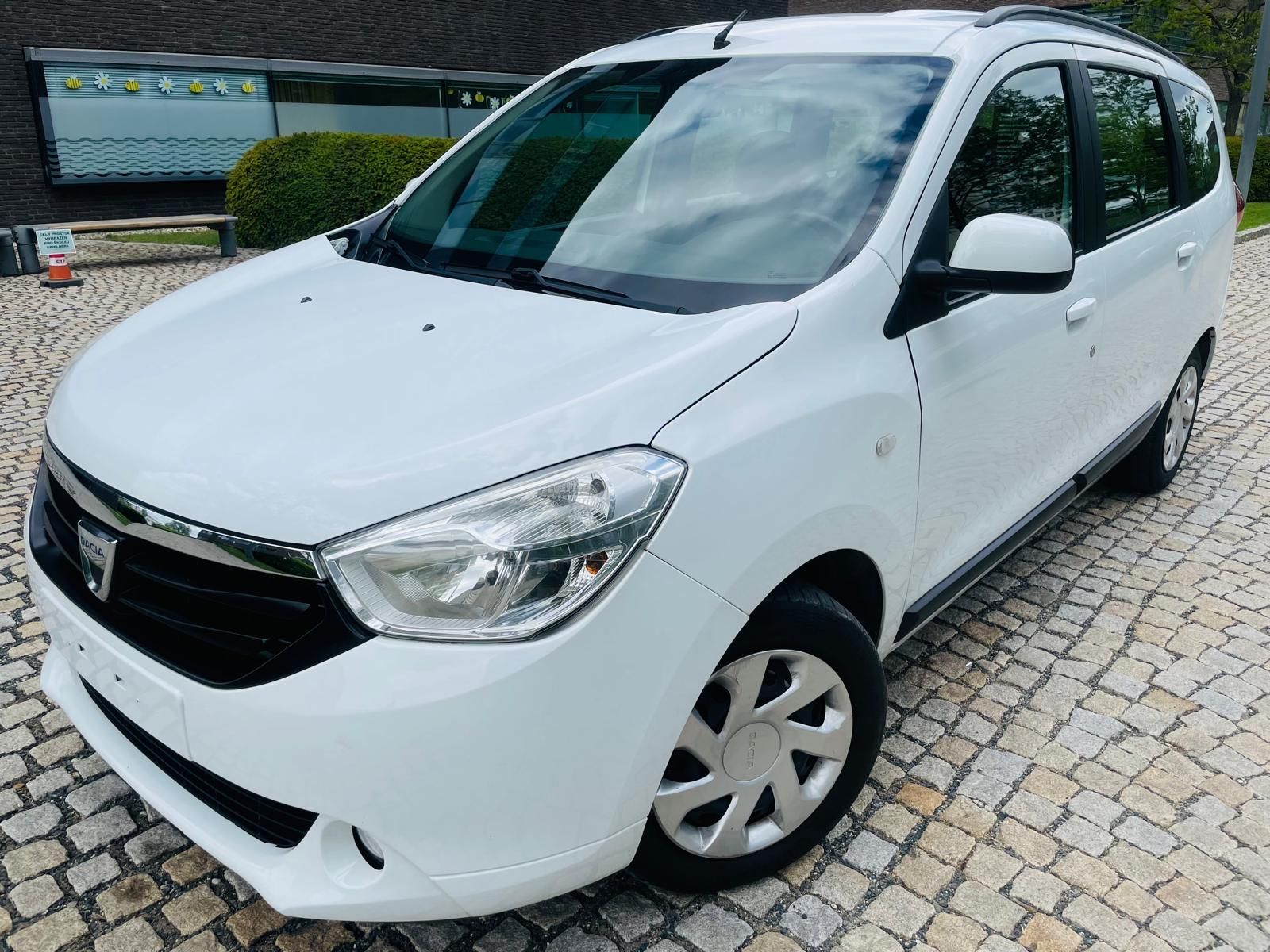 Dacia Lodgy, 1.2i 85KW MANUÁL KLIMATIZACE - fotka 2