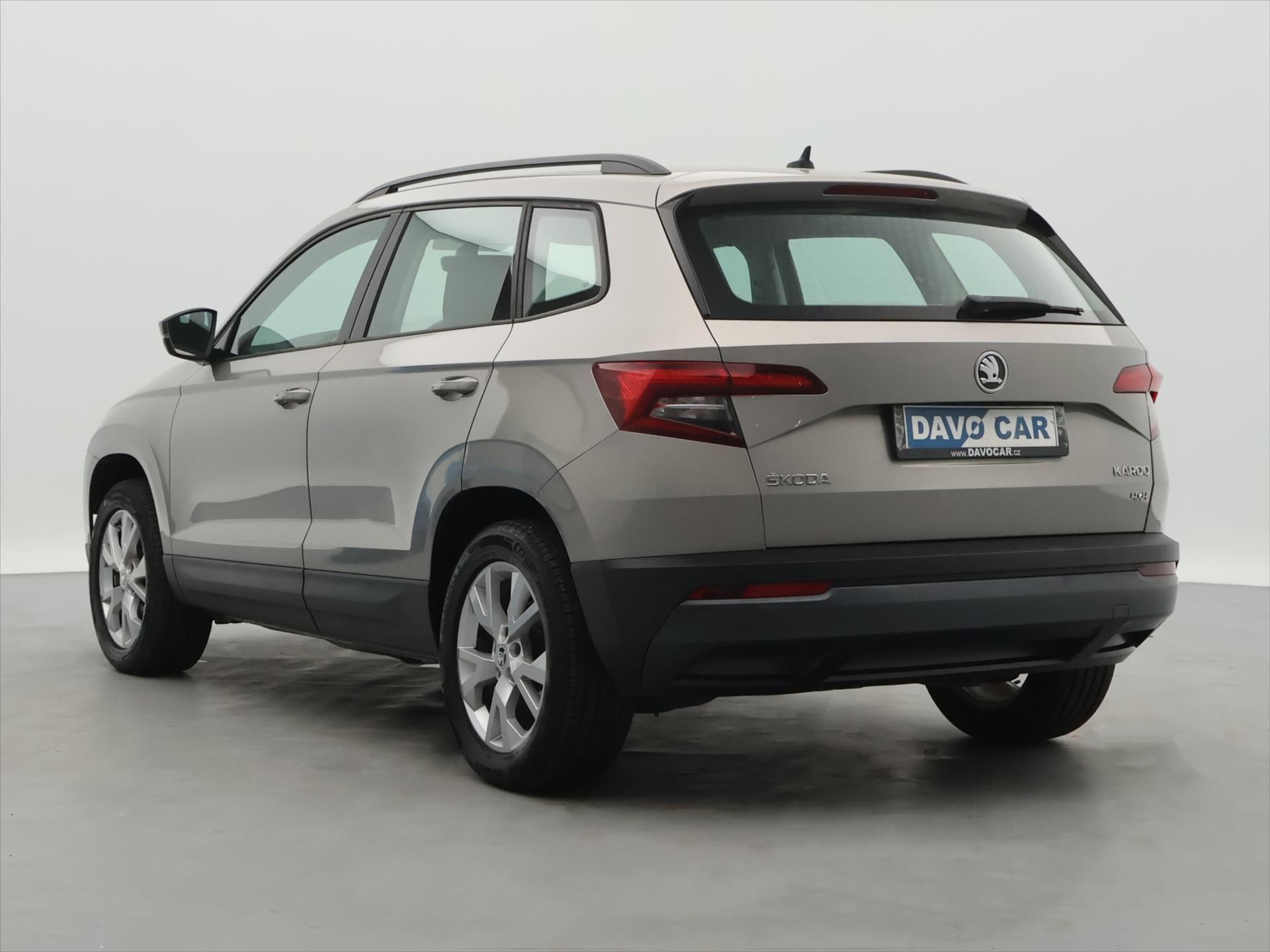 Škoda Karoq, 2,0 TDI 110kW 4x4 CZ LED 2.Maj - fotka 5