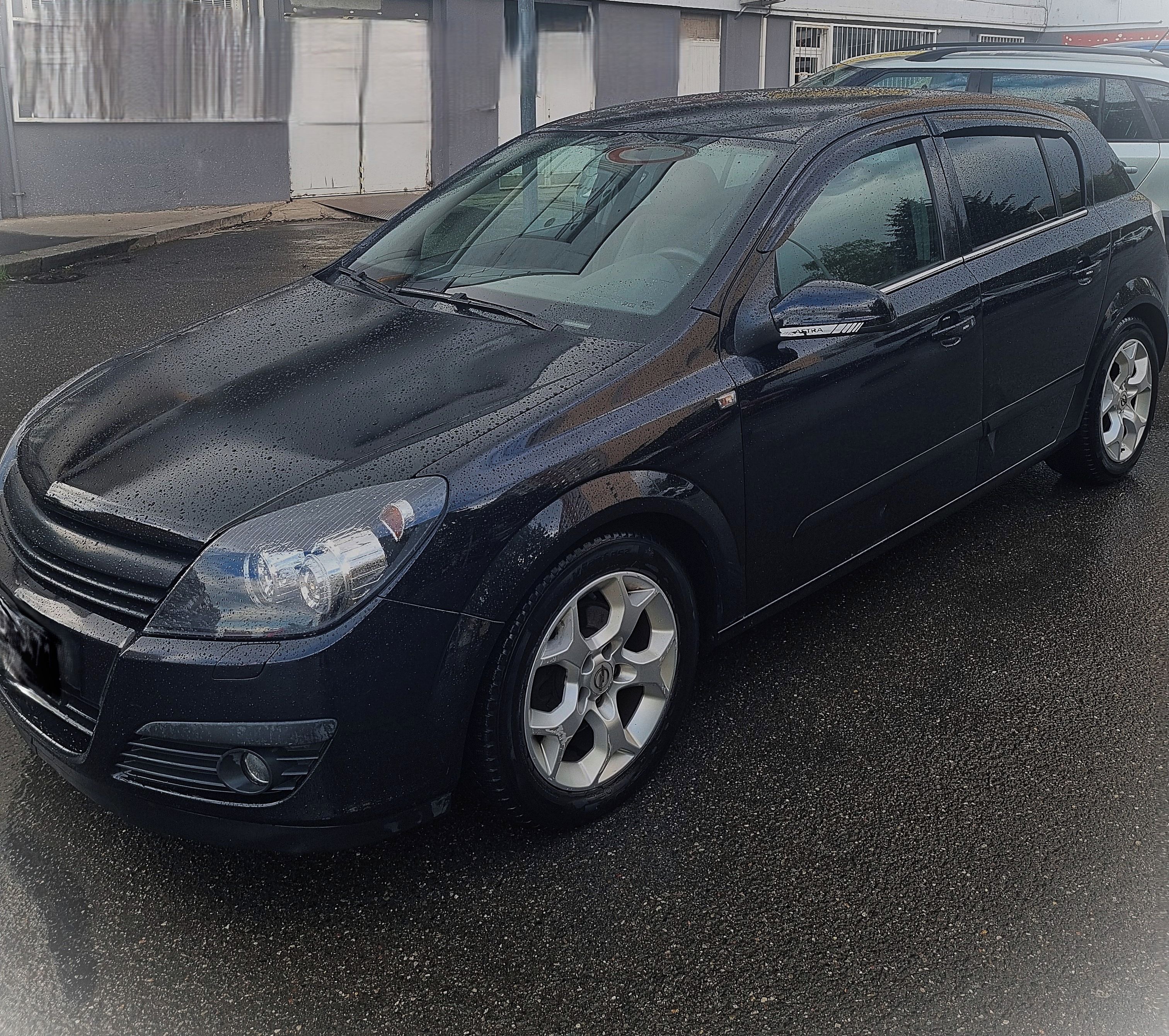 Opel Astra, 1,6 benzin + LPG! - fotka 3