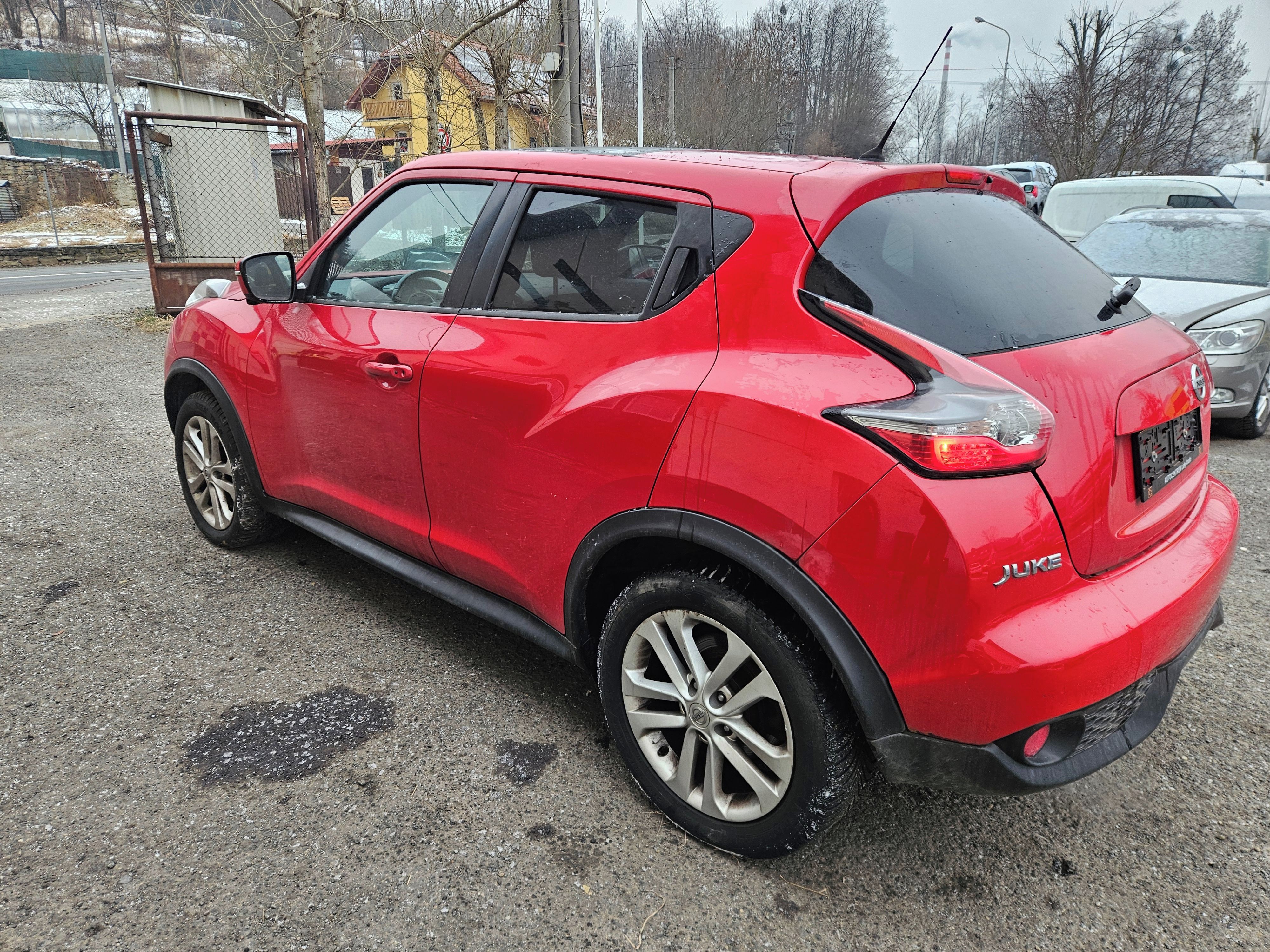 Nissan Juke, 4x4, 97 000km, 2016 - fotka 4