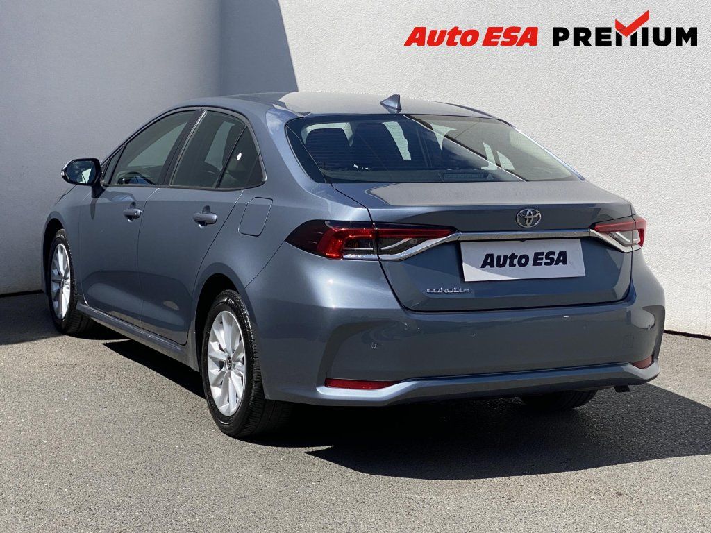 Toyota Corolla, 1.5 VVT-i,2.maj,ČR - fotka 6