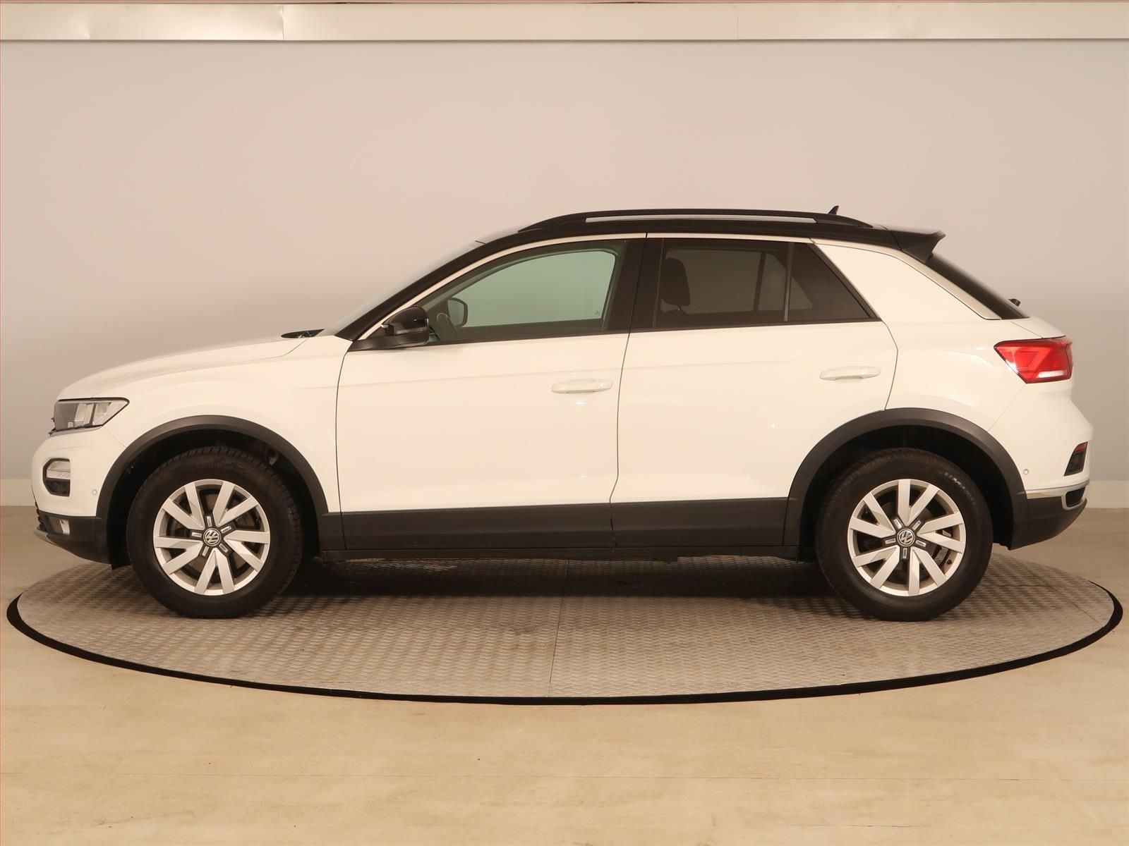 Volkswagen T-Roc, 2.0 TDI 4Motion, 4X4, Automat - fotka 3