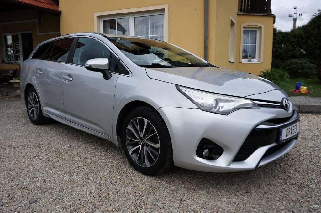 Toyota Avensis, TREND 2,0 D.4D 105 kW - fotka 2