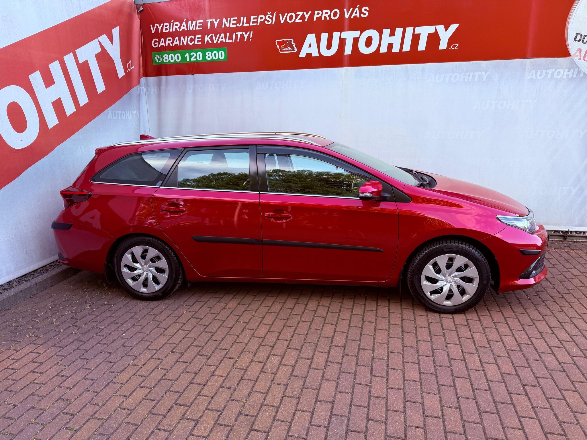 Toyota Auris, 1.2 Turbo Comfort, Tažné - fotka 5