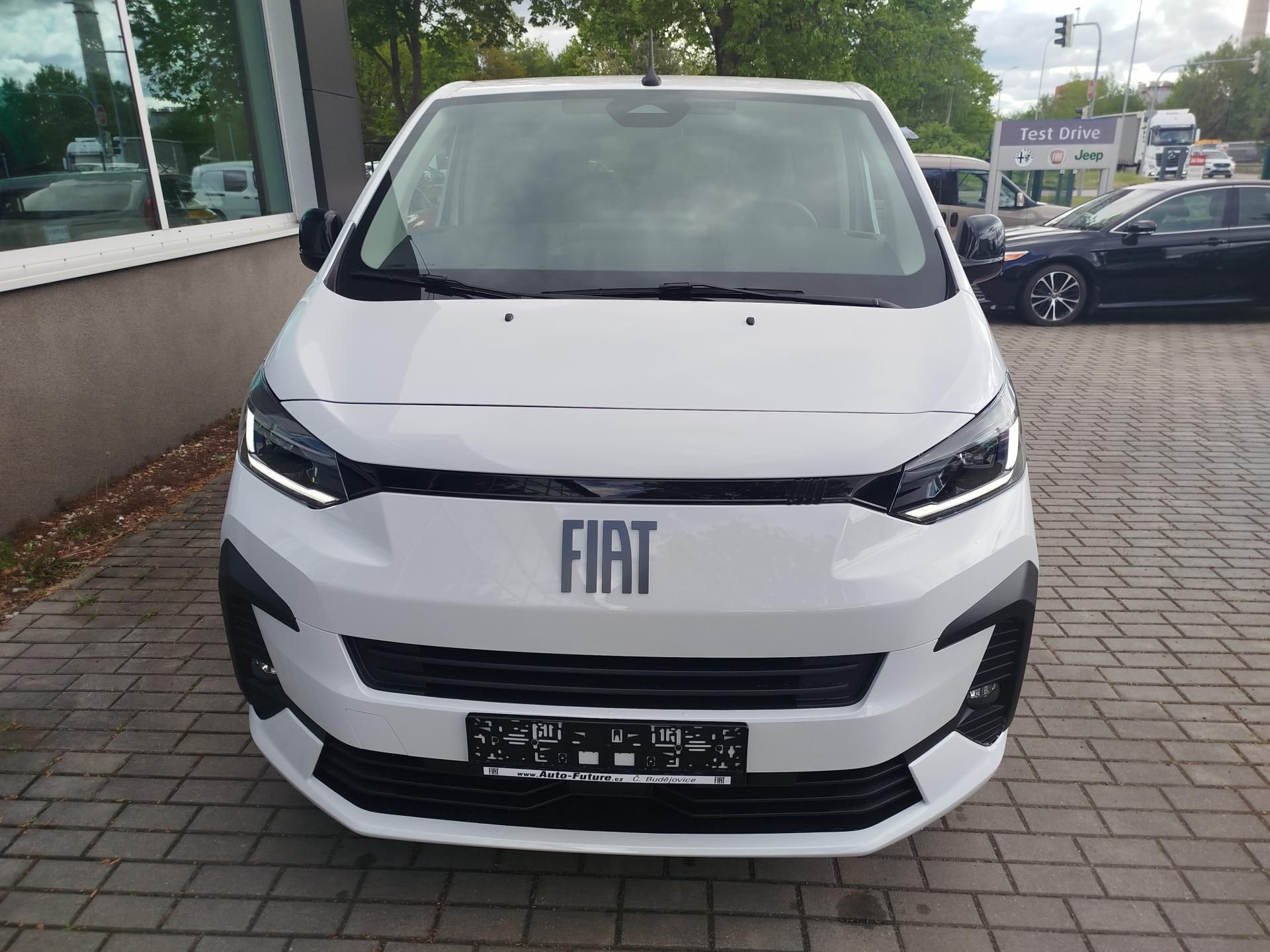 Fiat Ulysse, 2,2 Mtj ICON L3 8AT - fotka 2