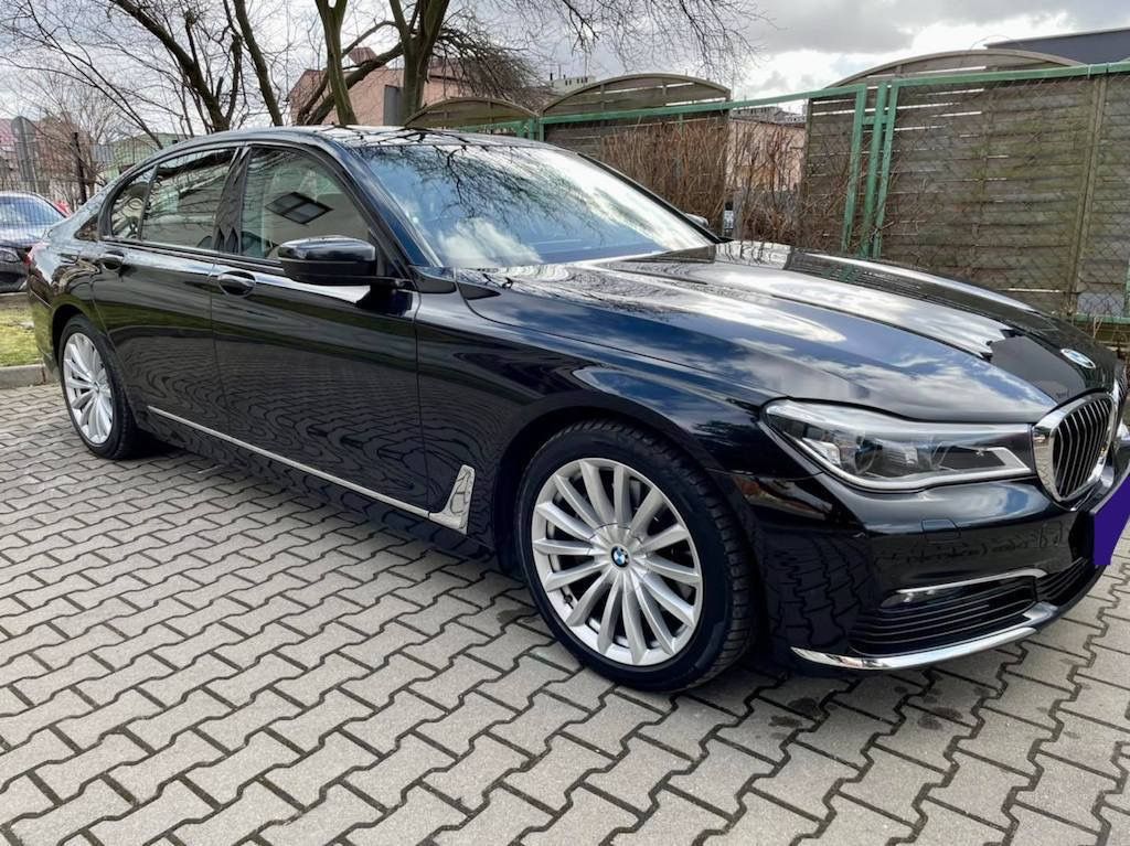 BMW Řada 7, BMW xDrive 740d - TOP Stav - fotka 2
