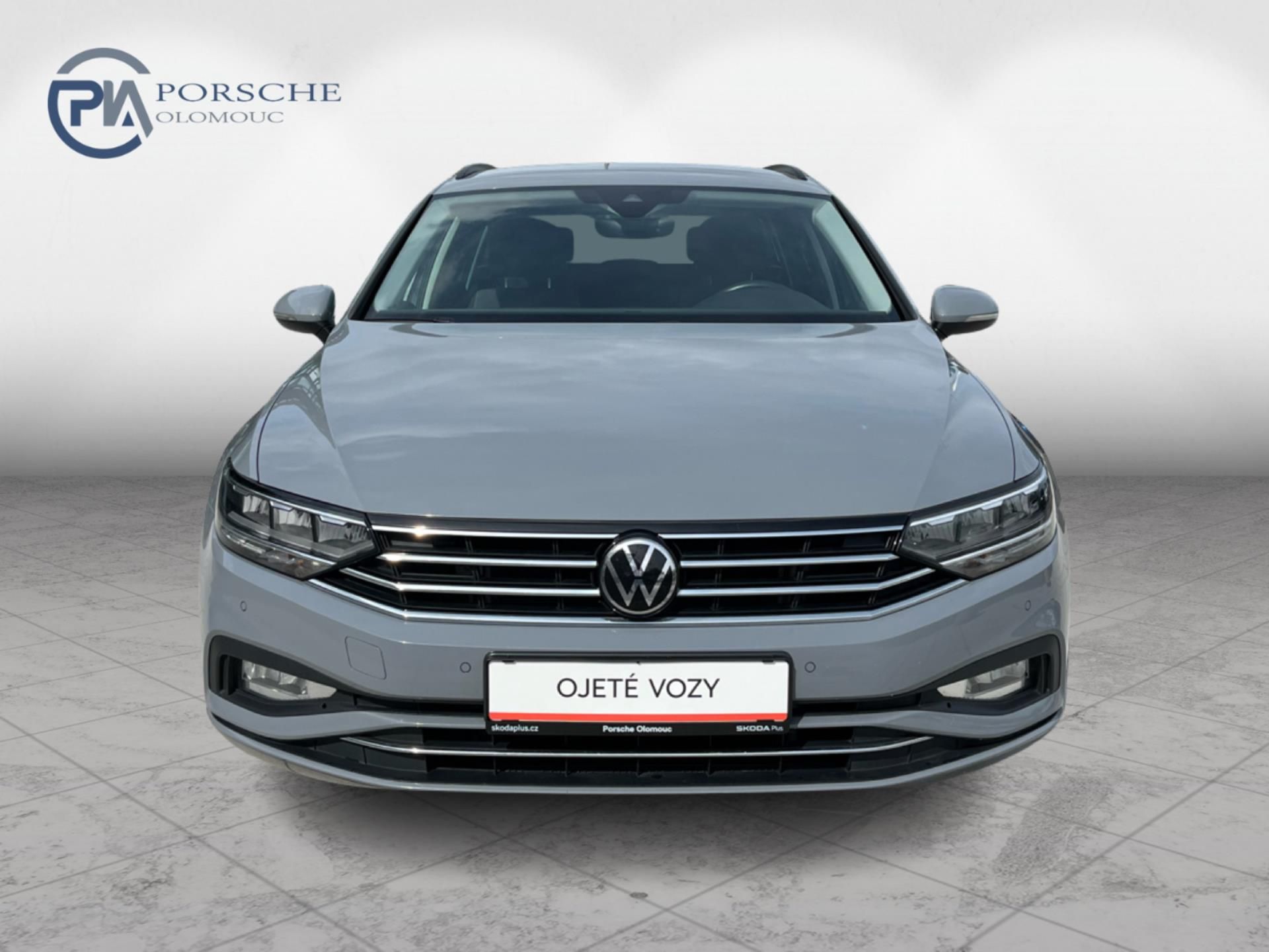 Volkswagen Passat, 2.0TDi DSG 110kW Business Prem - fotka 3