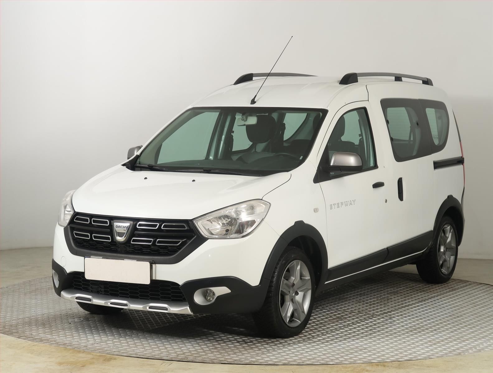 Dacia Dokker, 1.2 TCe, Stepway, 5Míst, Klima - fotka 2
