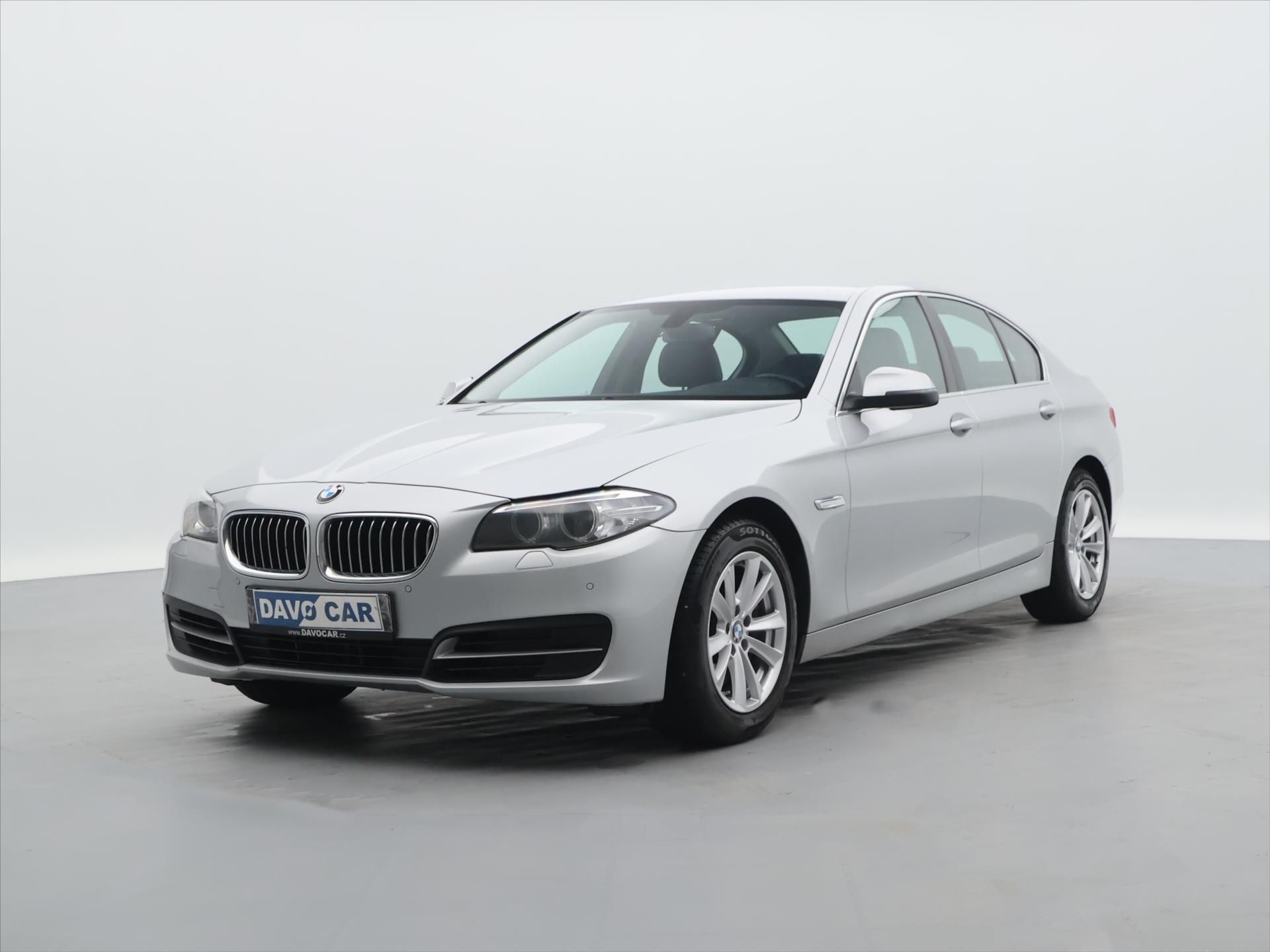 BMW Řada 5, 2,0 525da 160kW xDrive CZ - fotka 3