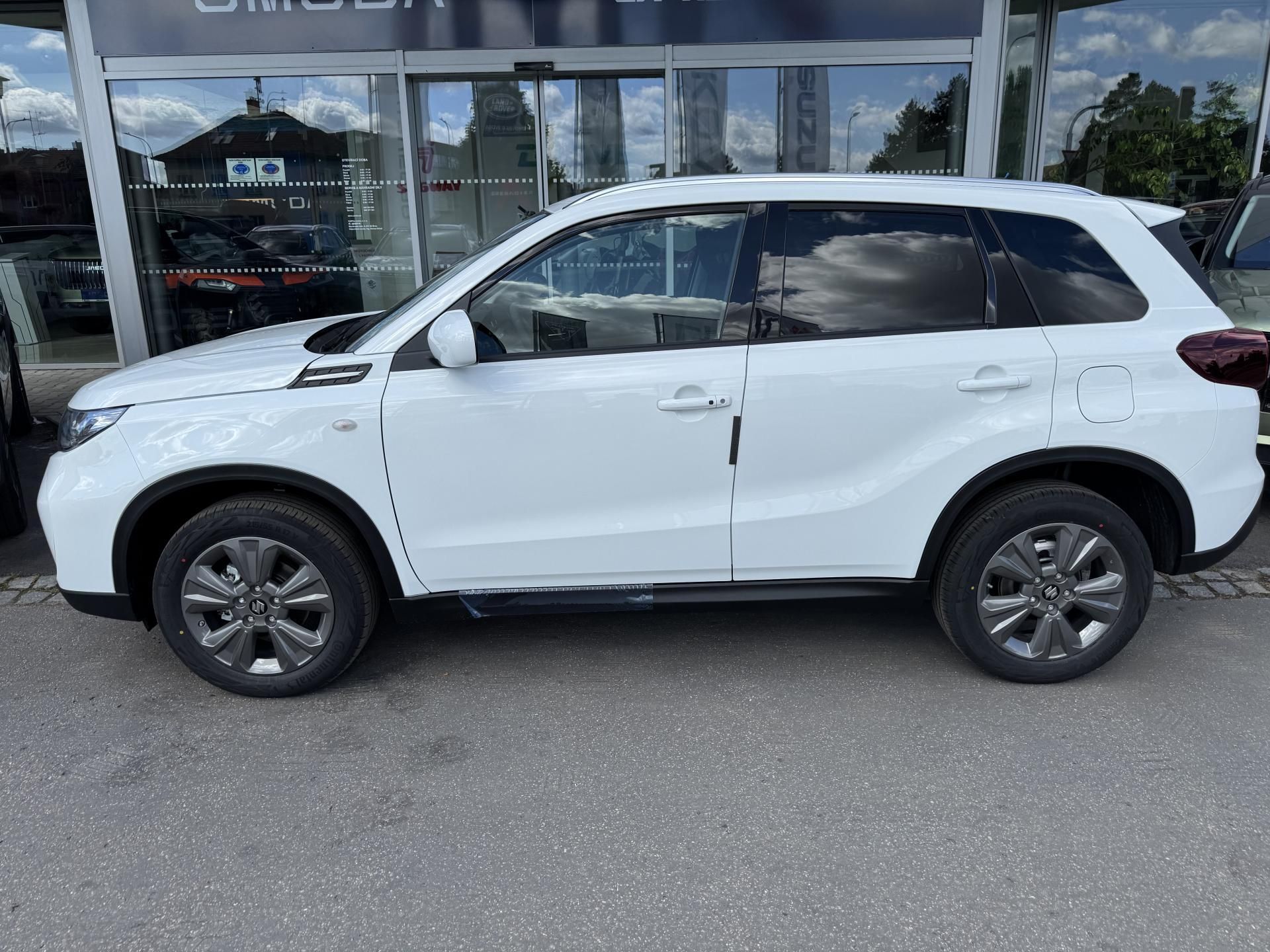 Suzuki Vitara, 1,4 Premium Hybrid - fotka 2