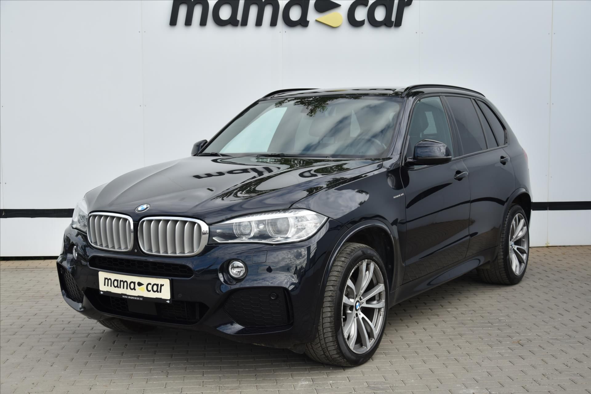 BMW X5, xDrive 40d 230kW MPAKET ČR - fotka 3