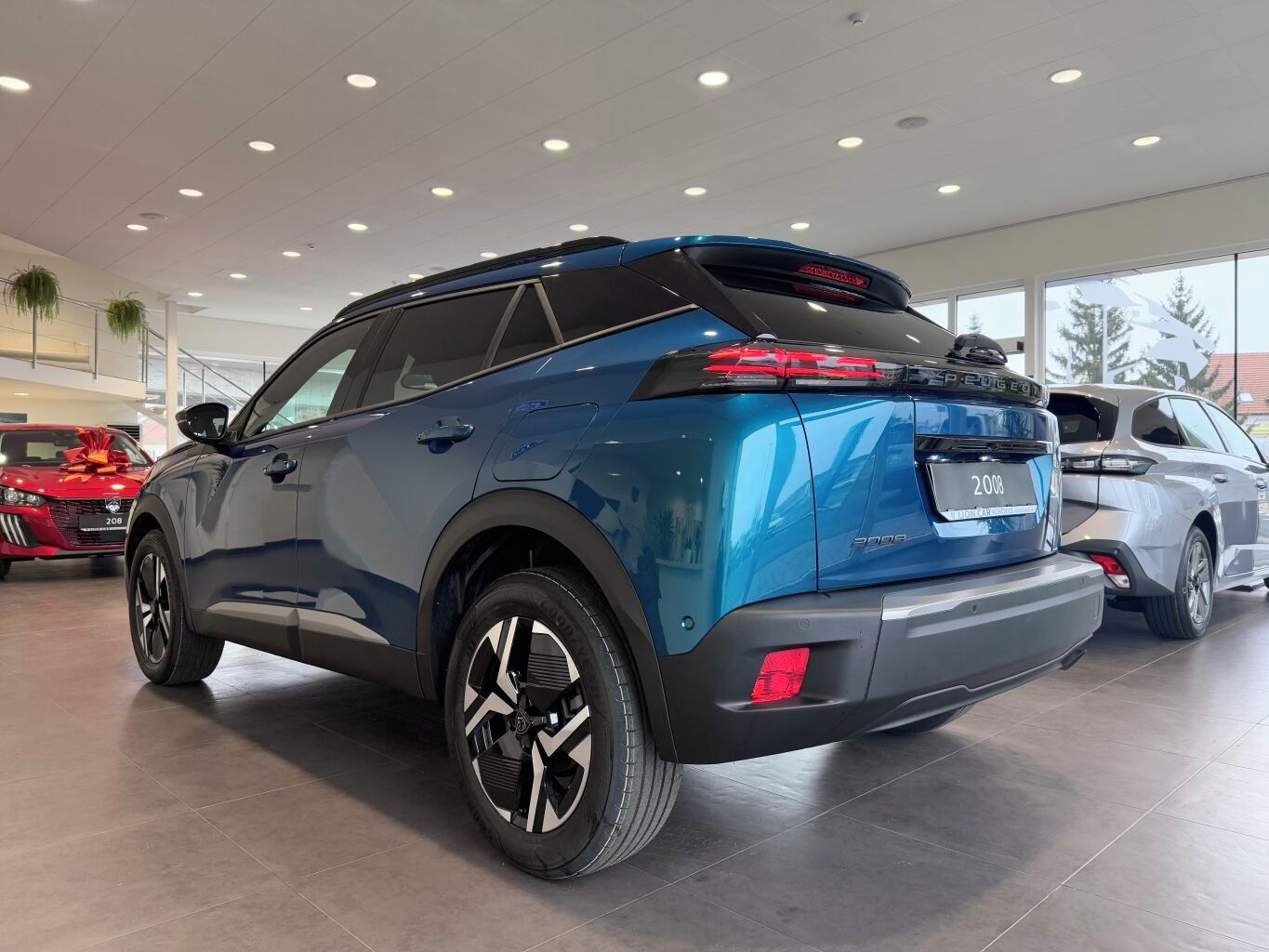 Peugeot 2008, Allure Turbo 100 koní - fotka 4