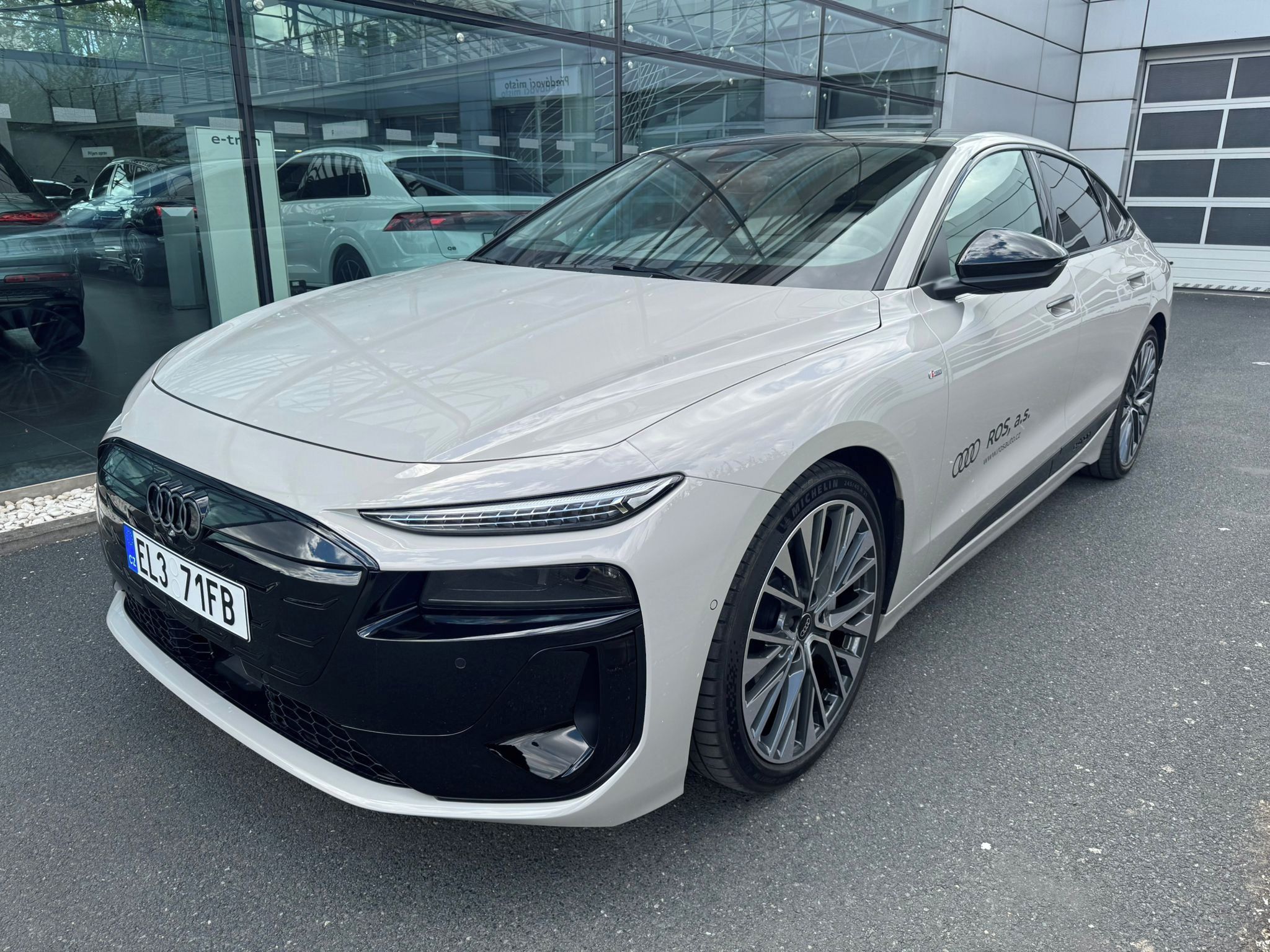 Audi A6, Sportback e-tron quattro - fotka 2