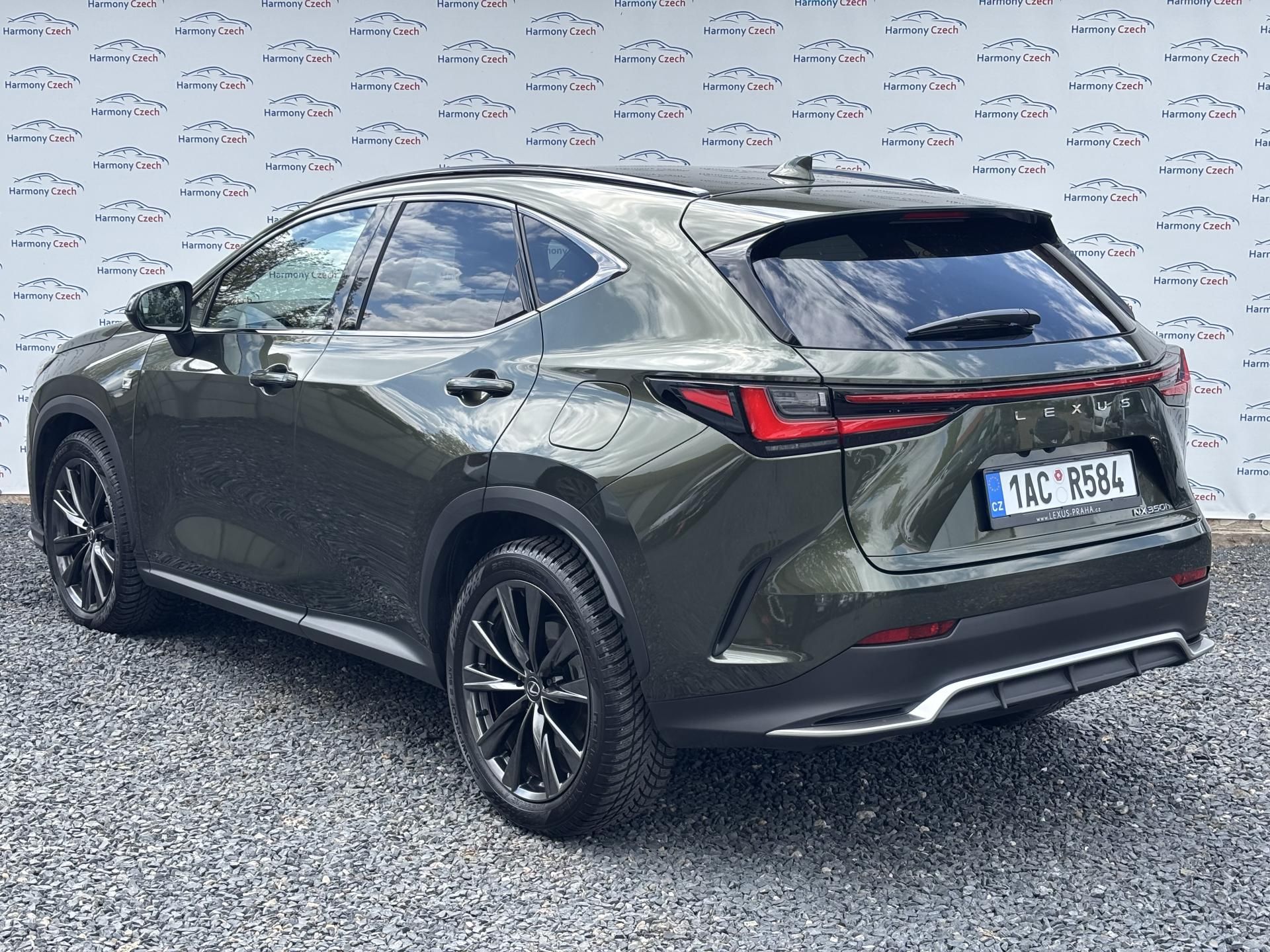 Lexus NX 350h, 2.5HSD, 4x4, F-Sport top, ČR - fotka 6