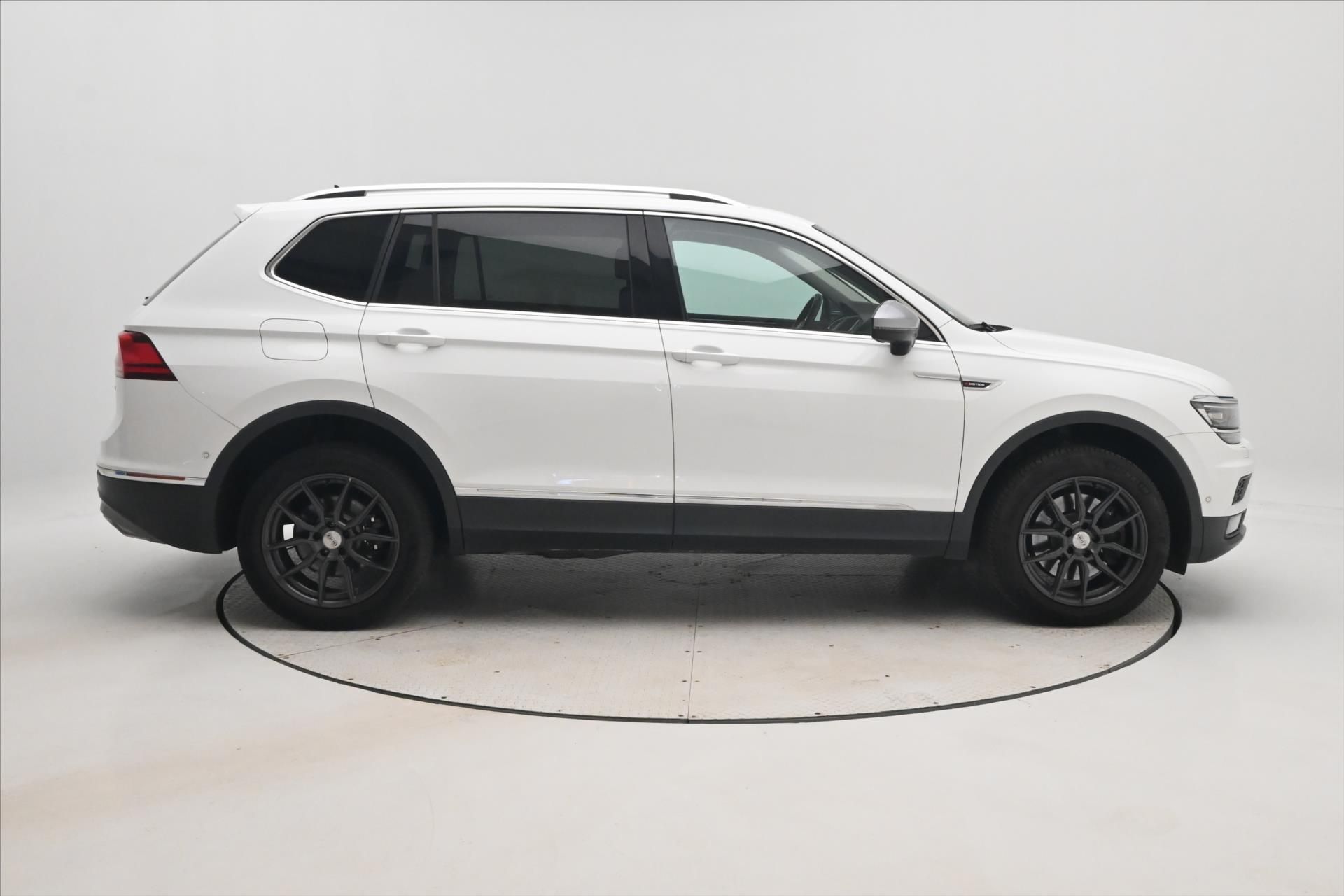 Volkswagen Tiguan Allspace, 2,0 TDI 176 kW DSG Business Pr - fotka 4