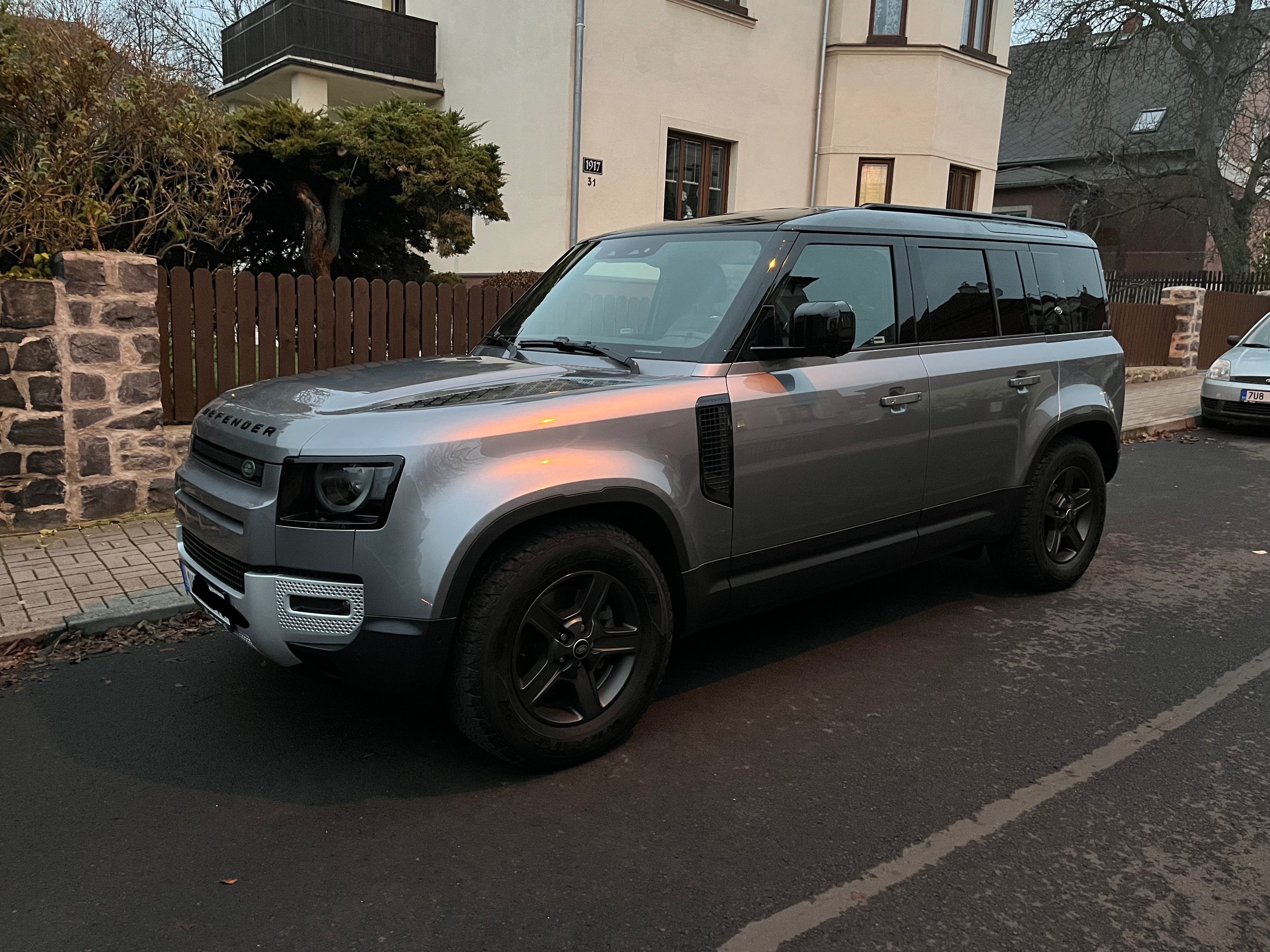 Land Rover Defender, 110SE D250 - fotka 2